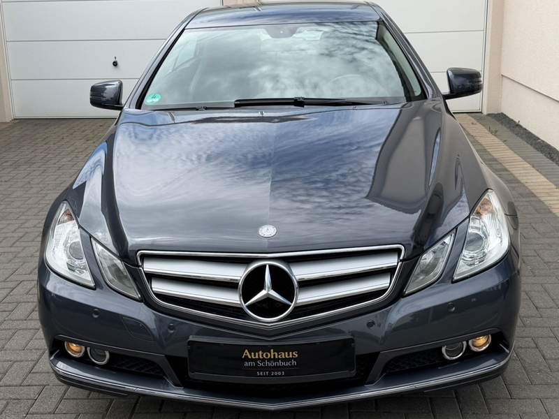 Mercedes-Benz E 200 CGI °Coupe°Elegance°76Tkm°2.Hand°Leder°Nav — photo 2