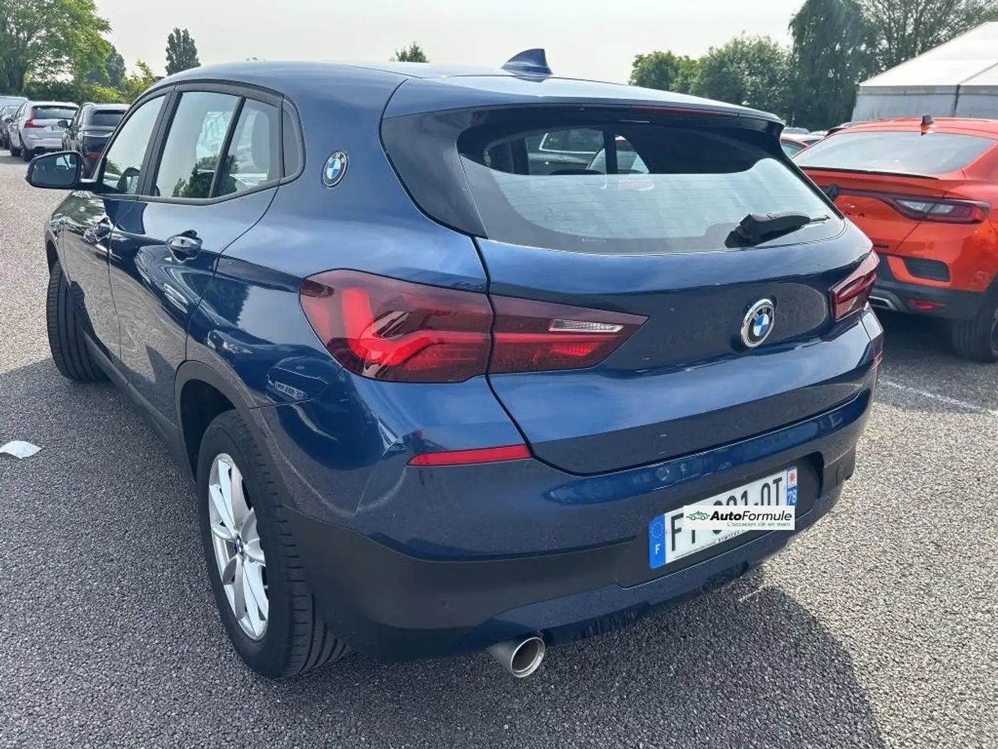 BMW X2 S.Drive 18i 136ch Première Boite auto DKG7 2020 Bleu - 2