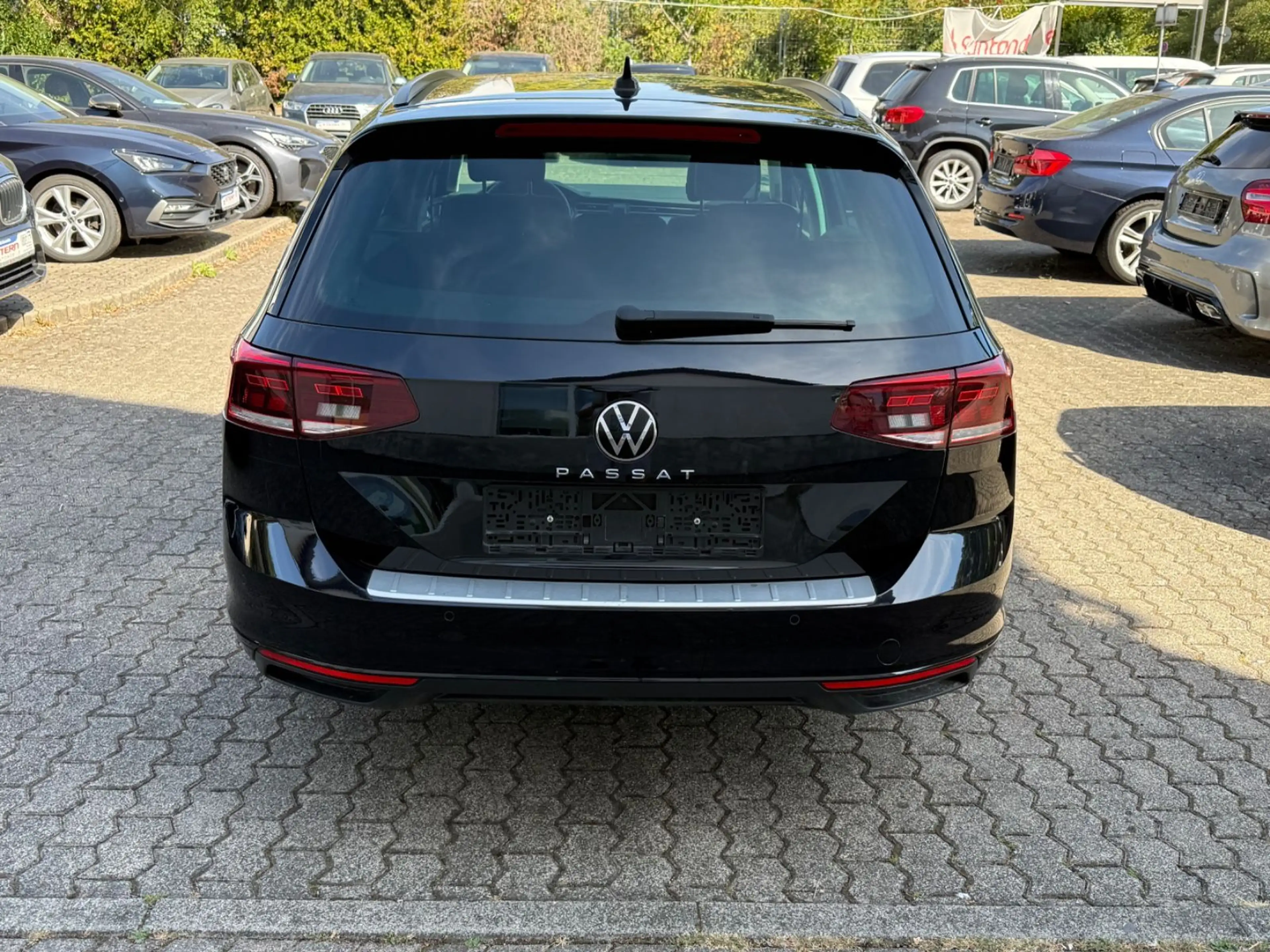 Volkswagen Passat Variant Business 2.0 TDI DSG AHK — photo 3