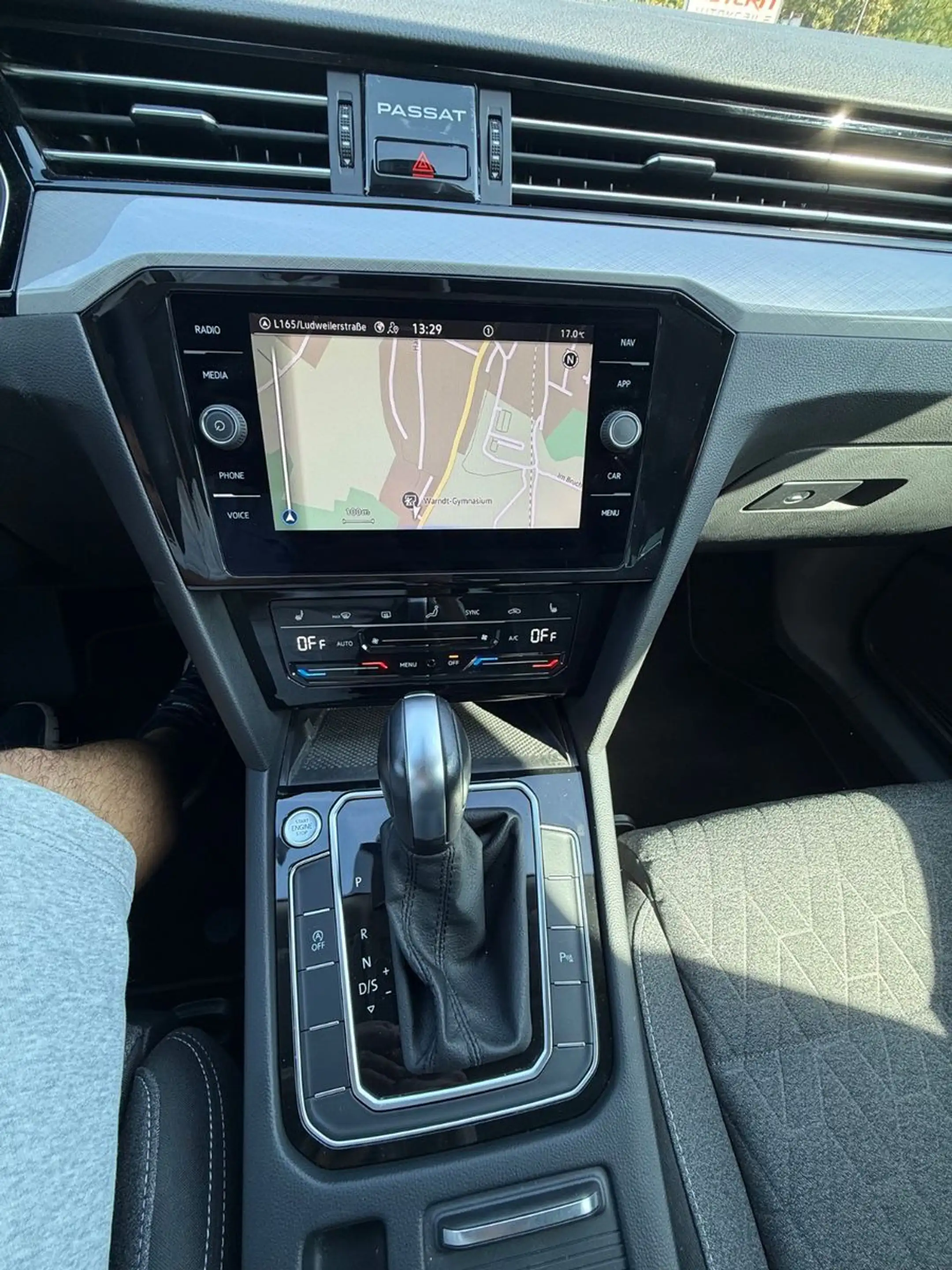 Volkswagen Passat Variant Business 2.0 TDI DSG AHK — photo 10