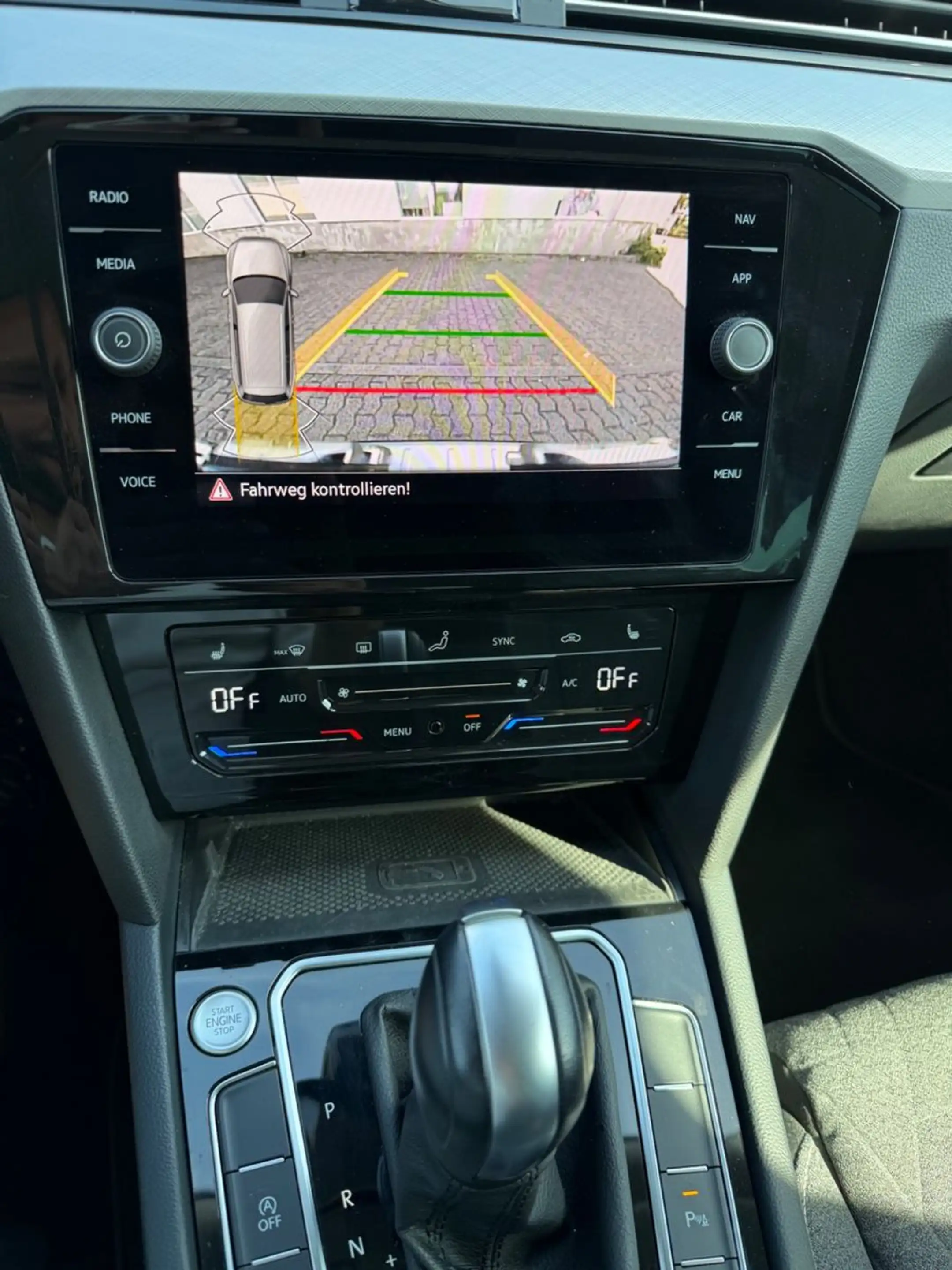 Volkswagen Passat Variant Business 2.0 TDI DSG AHK — photo 15