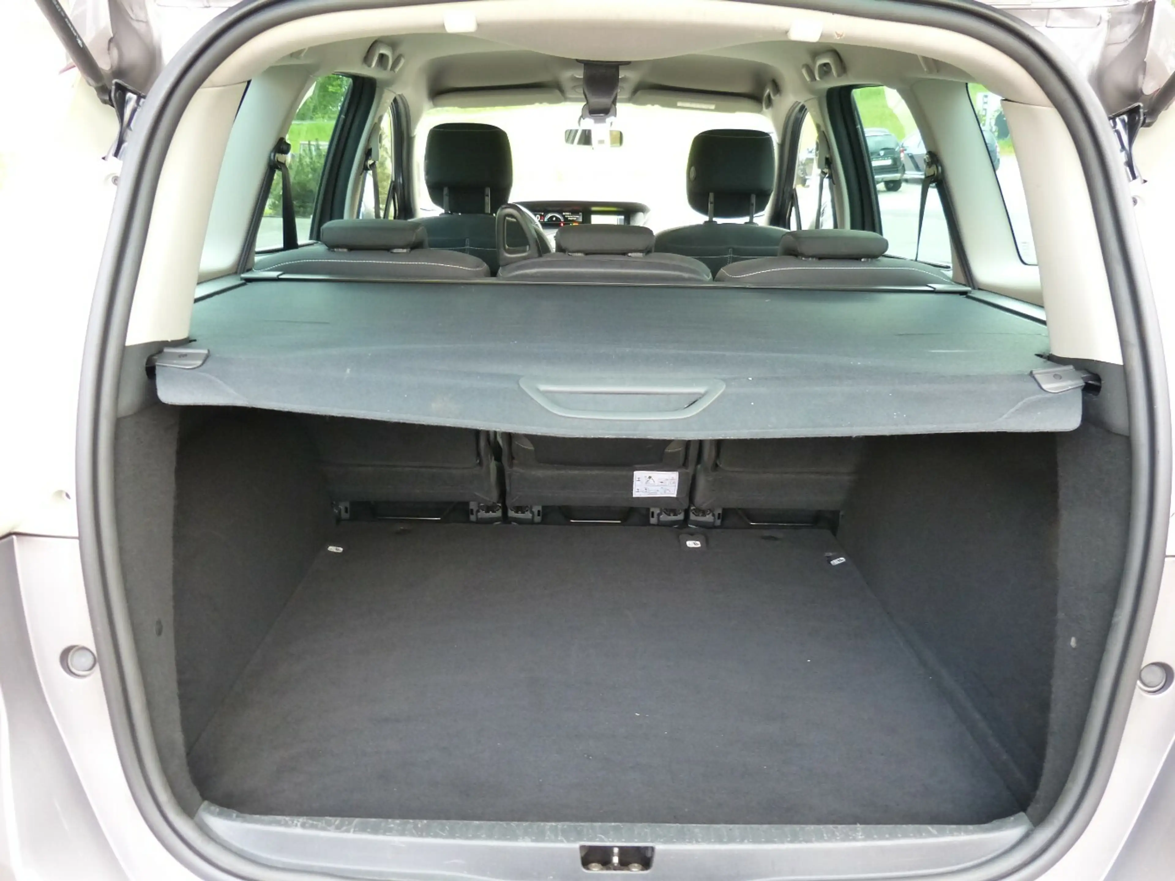 Renault Grand Scenic Limited Deluxe DCI 110 FAP [1. HAND] — photo 14