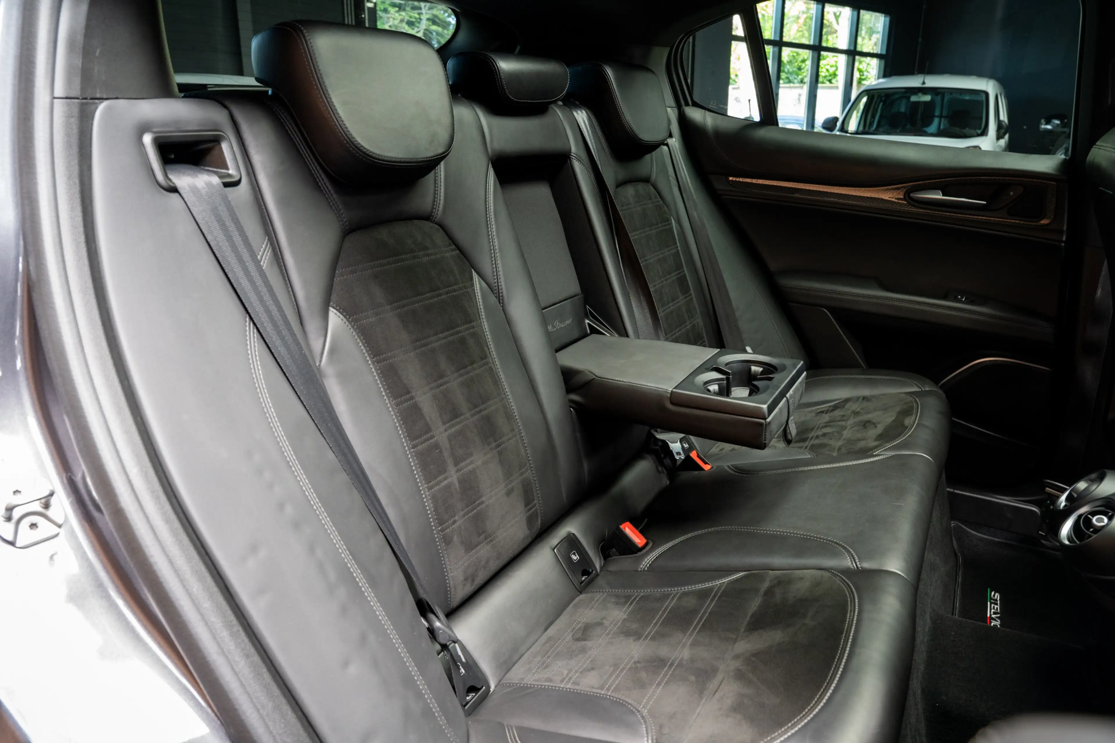 Alfa Romeo Stelvio 2.9 V6 AWD Quadrifoglio — photo 50