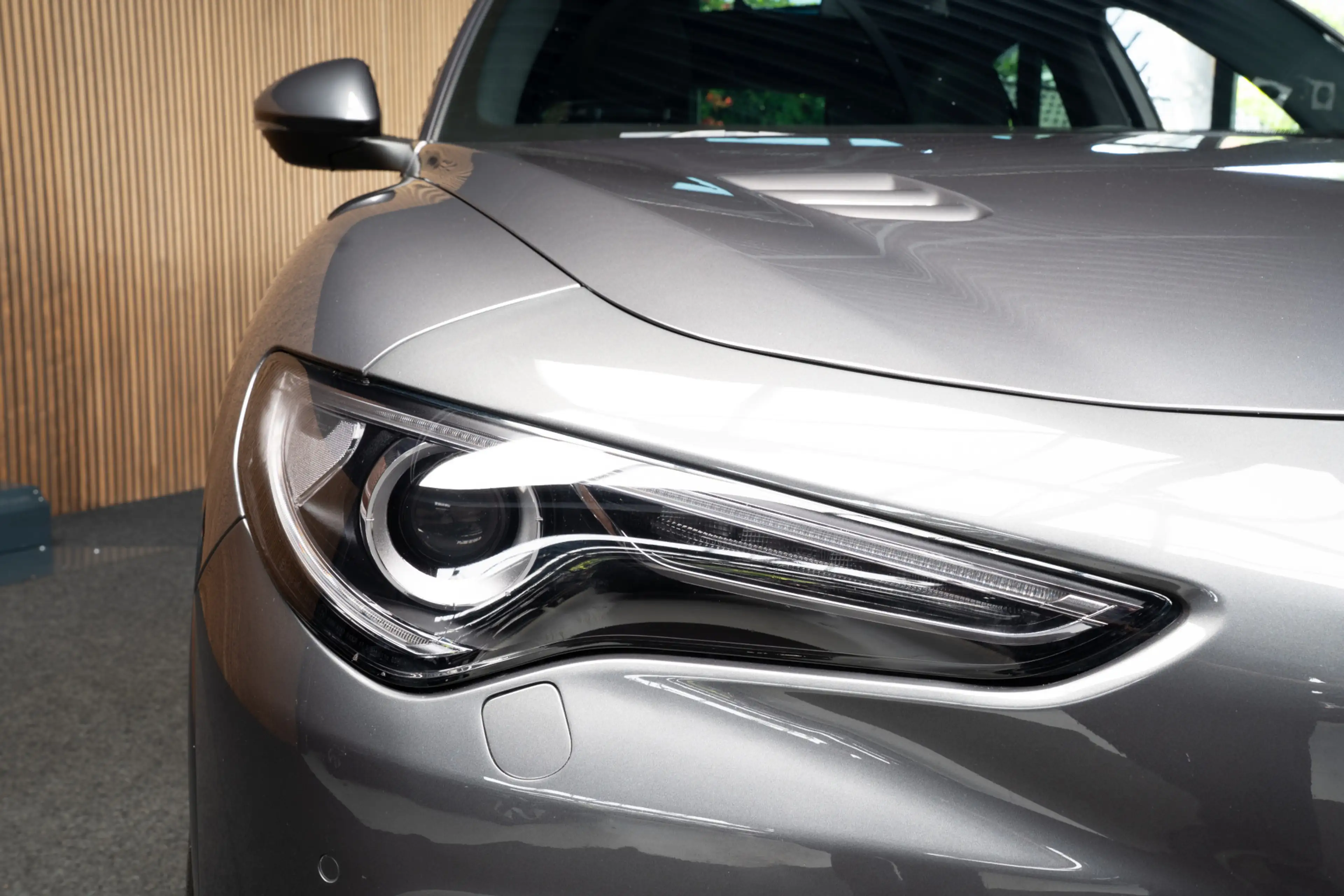 Alfa Romeo Stelvio 2.9 V6 AWD Quadrifoglio — photo 12