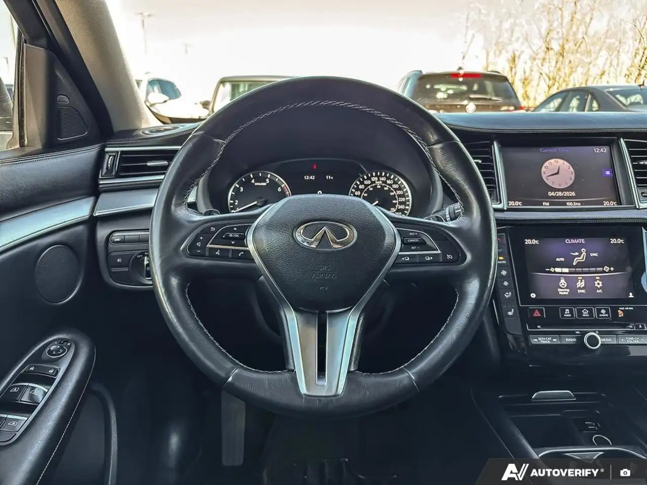 Infiniti QX50 снимка Infiniti QX50