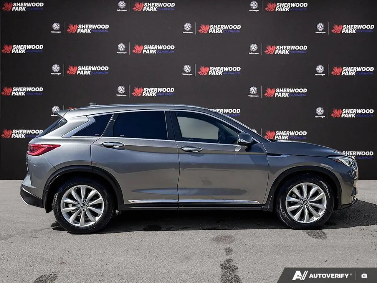 Infiniti QX50 снимка Infiniti QX50