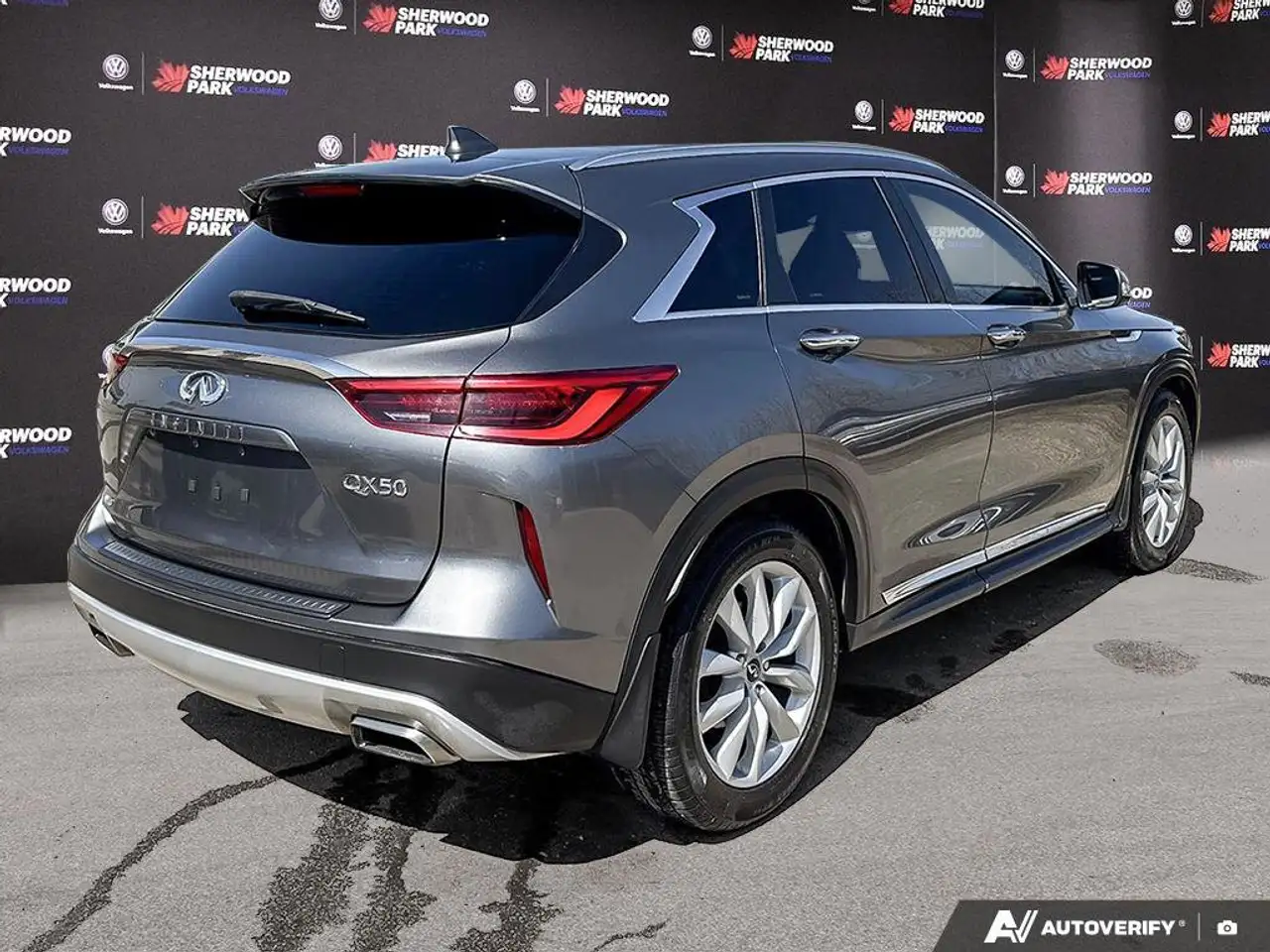 Infiniti QX50 снимка Infiniti QX50