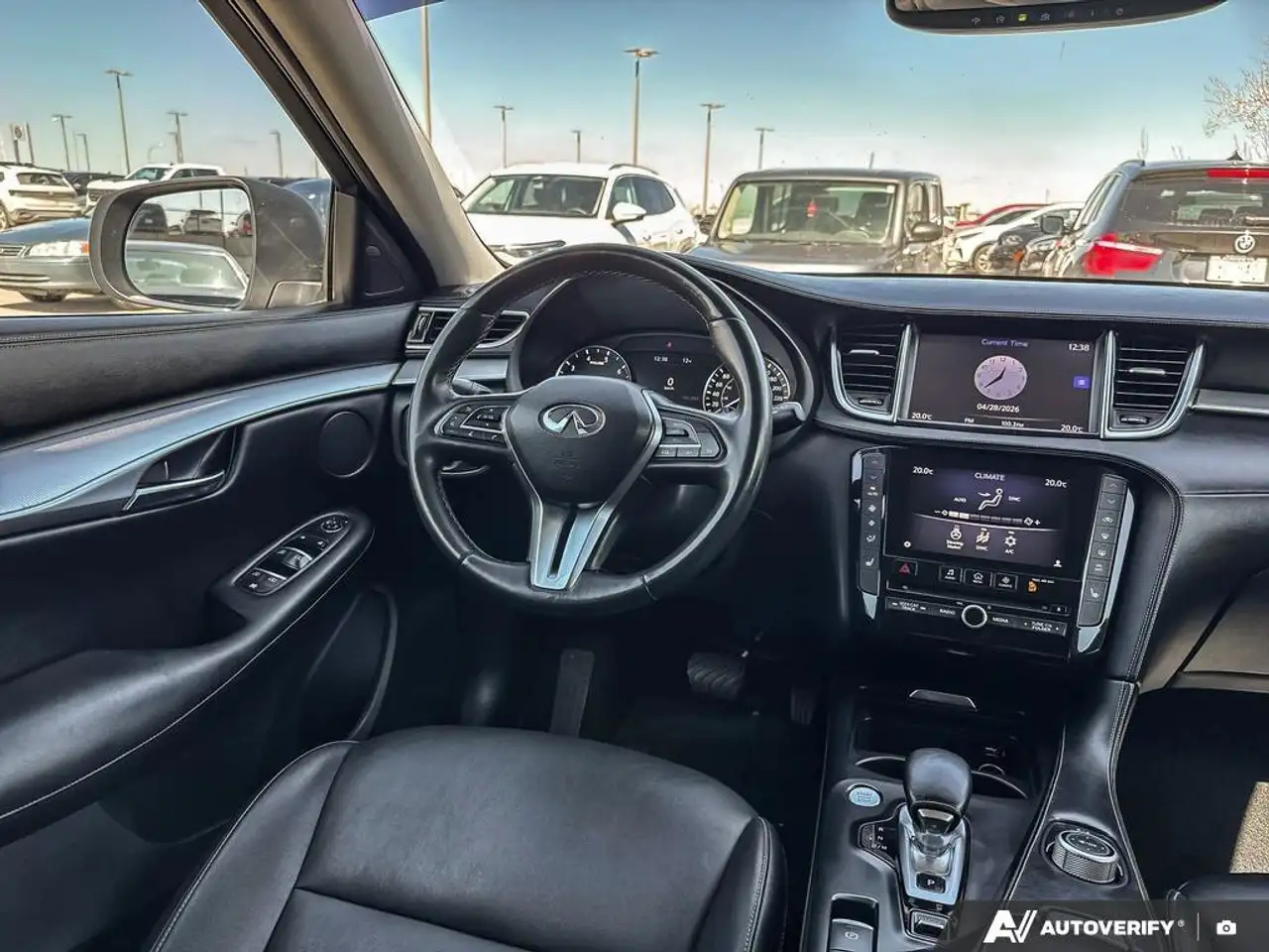 Infiniti QX50 снимка Infiniti QX50