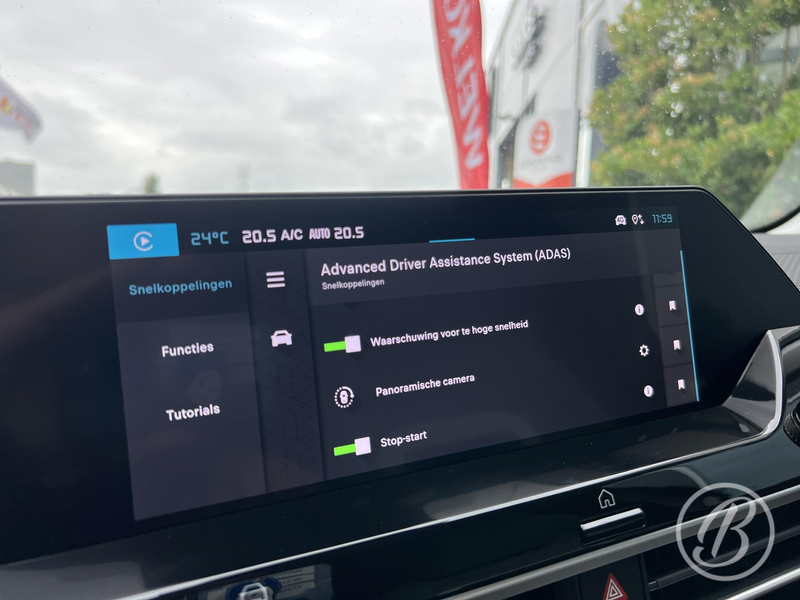 Citroen C4 1.2 Hybrid 145 Max Automaat Head up display — photo 23