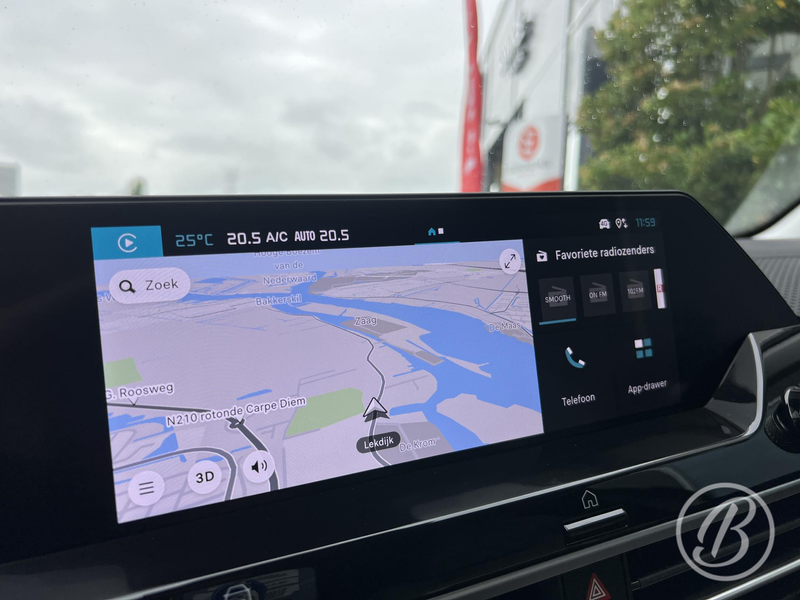 Citroen C4 1.2 Hybrid 145 Max Automaat Head up display — photo 43