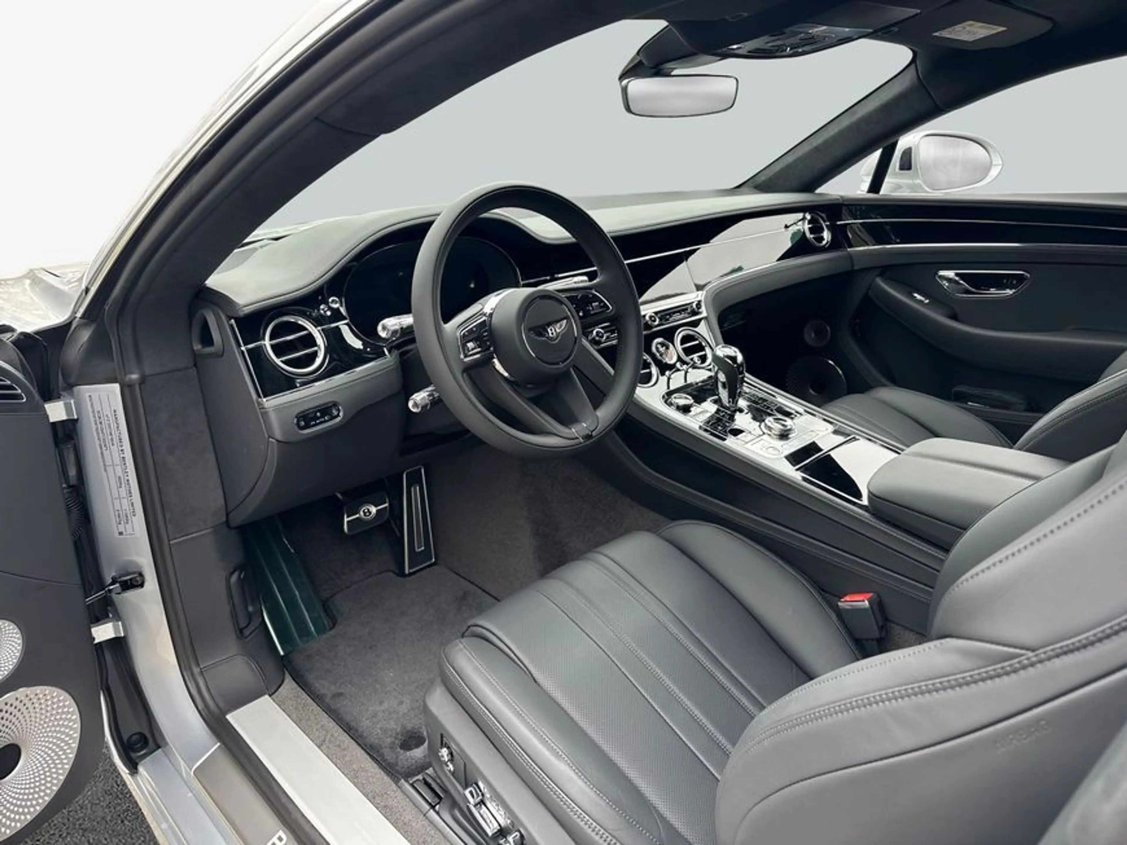 Bentley Continental GT — photo 13
