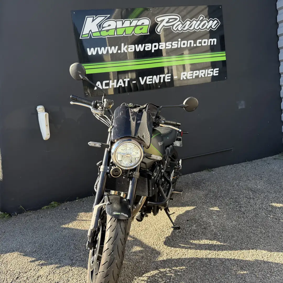 Kawasaki Z900RS Vert - 1
