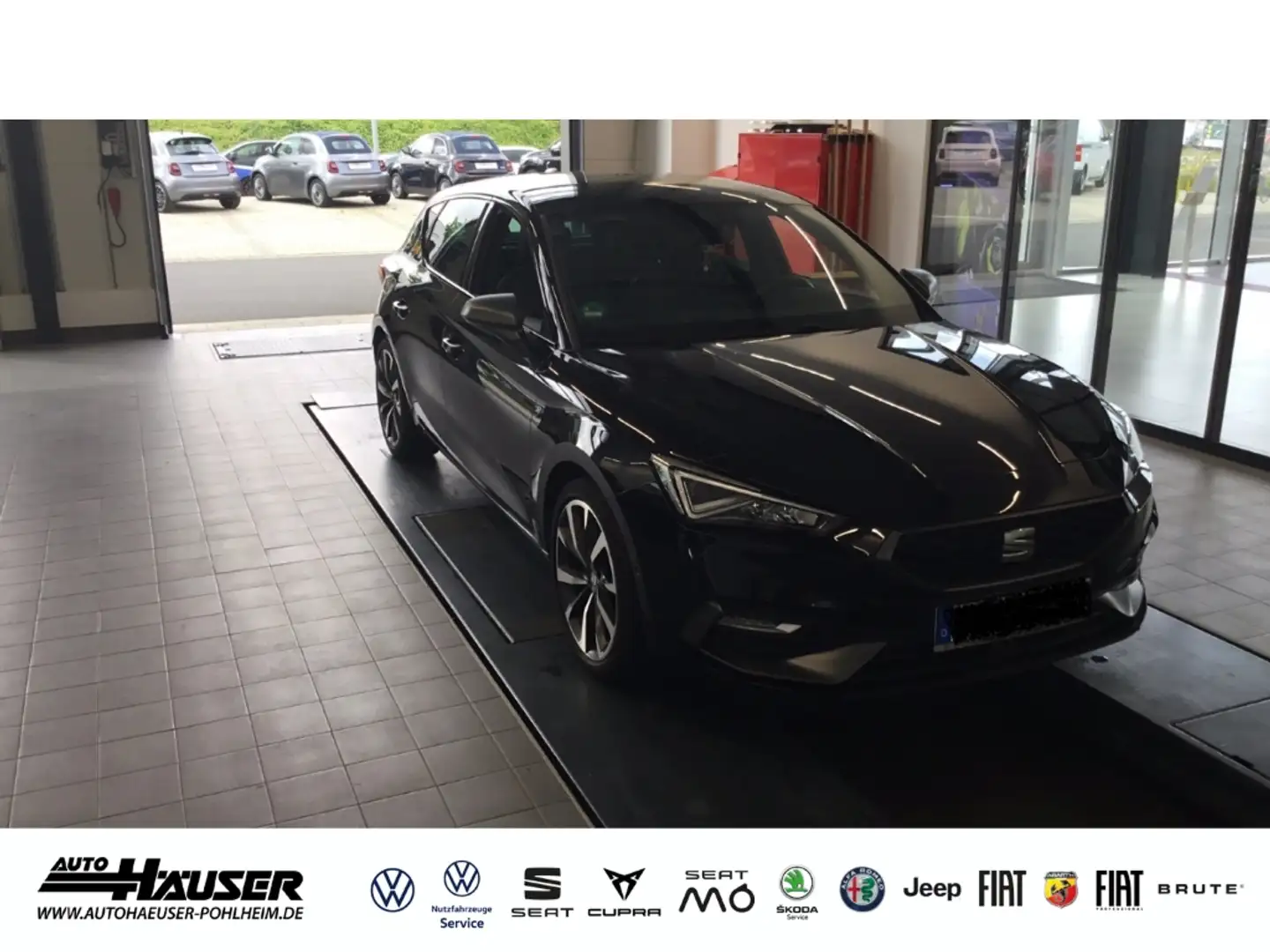 SEAT Leon FR 1.5 eTSI DSG NAVI KAMERA PARK ACC LED FULL-LINK Black - 2