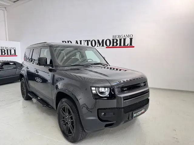 Land Rover Defender 110 2.0d sd4 SE awd 200CV IVA COMPRESA