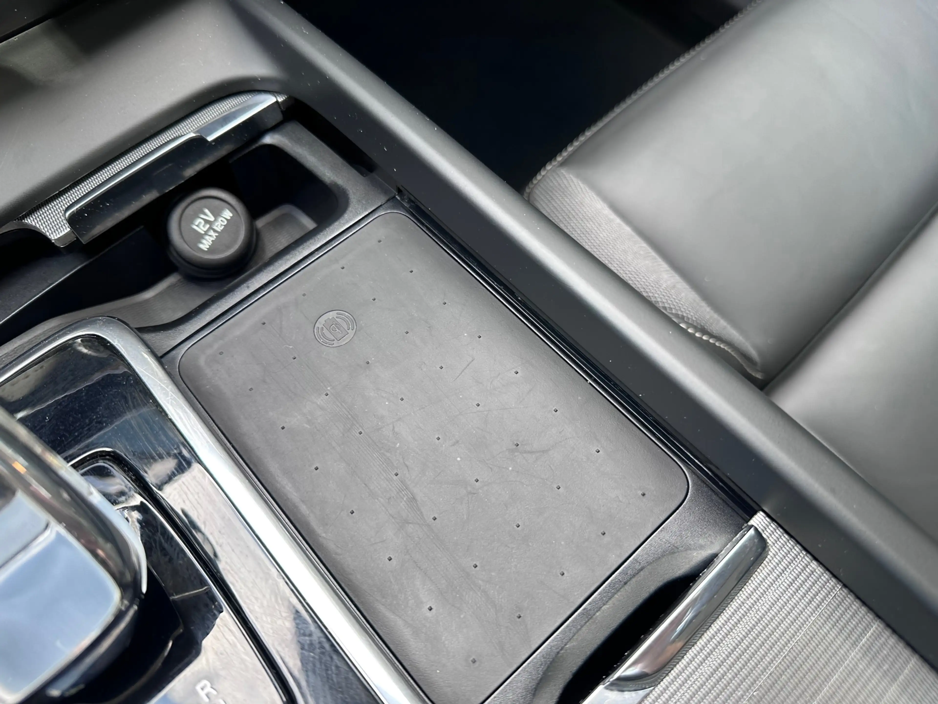 Volvo XC60 B5 Ultimate Dark ORG NL / HK AUDIO / MEMORY / PANO — photo 36