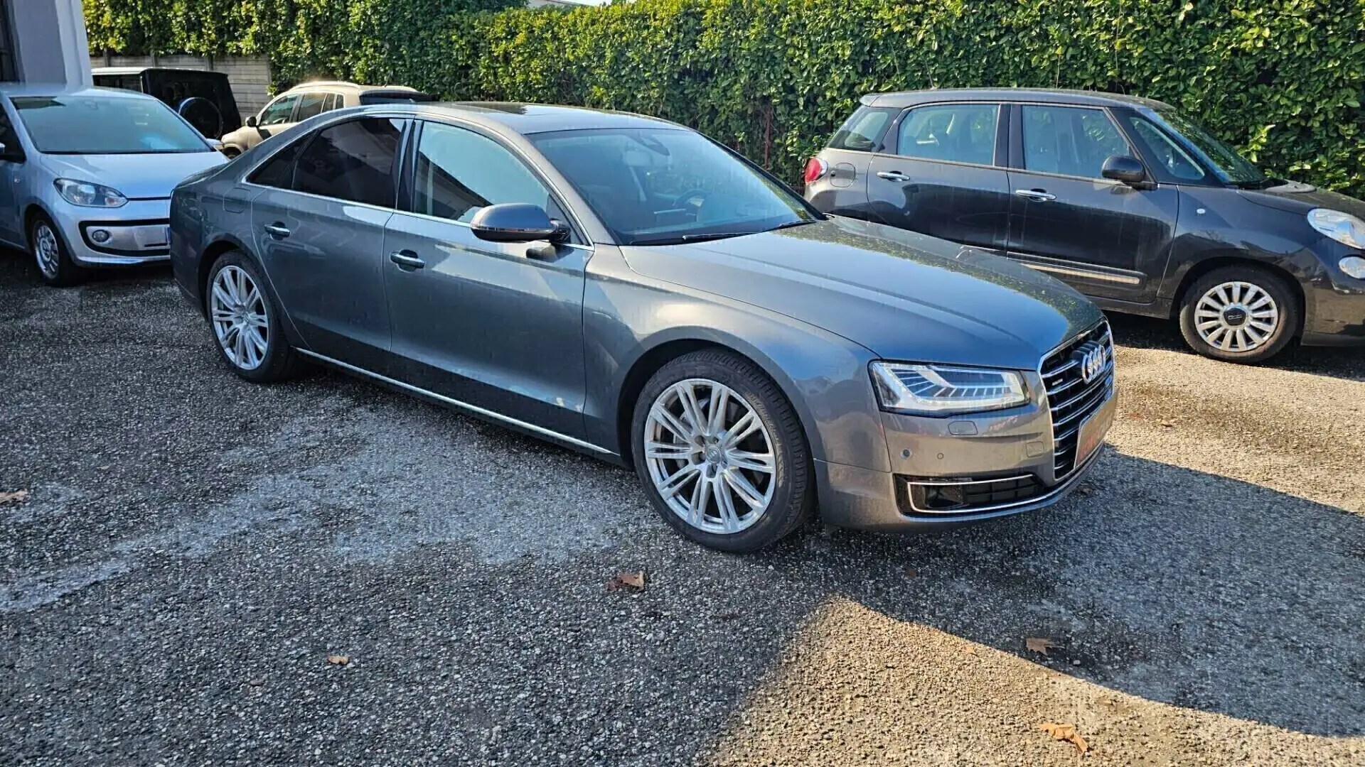 Audi A8 3.0 TDI 262 CV quattro tiptronic Grigio - 2