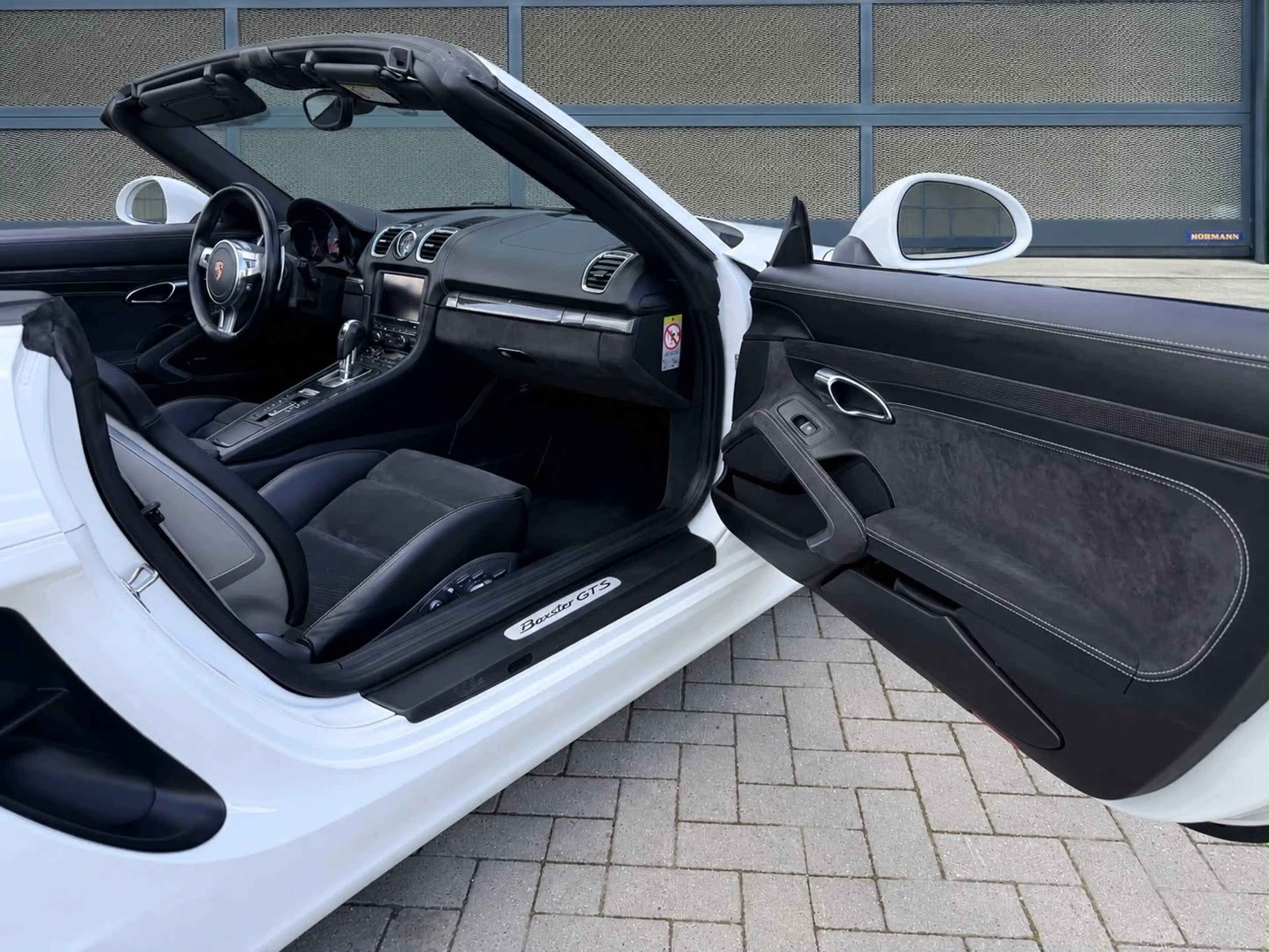Porsche Boxster GTS Carbon 18 Wege Bose Approved 4/28 — photo 15