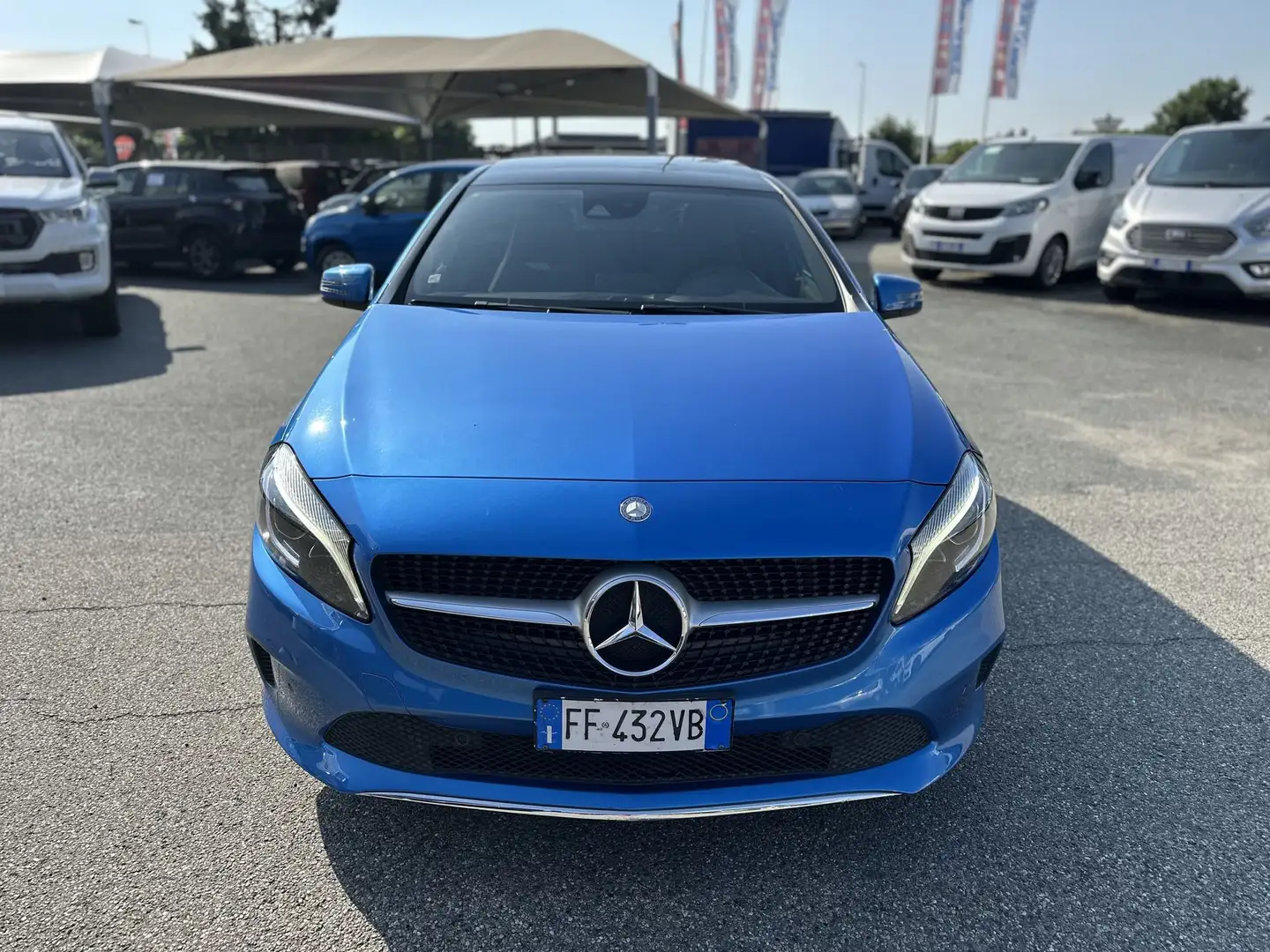 Mercedes-Benz A 220 A 220 d Automatic Premium + TETTO+APLLECARPLAY/AN Blu/Azzurro - 2
