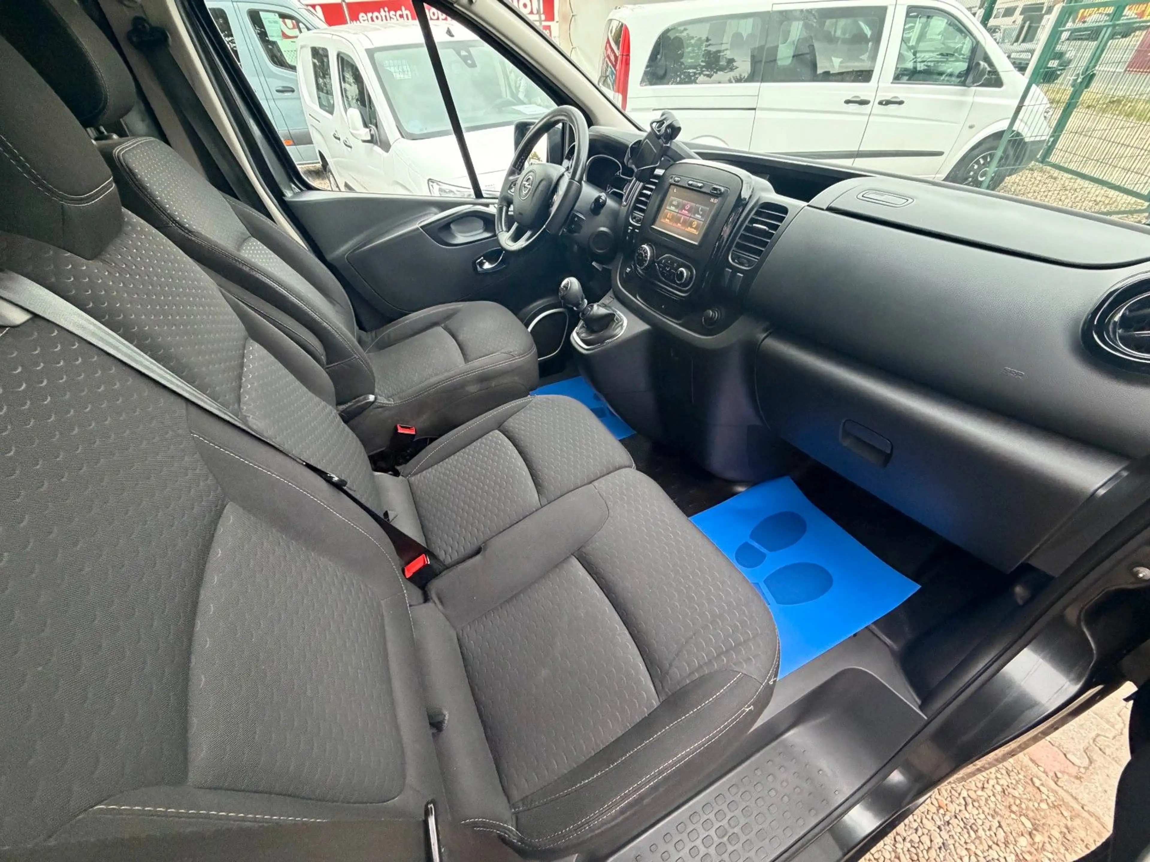 Opel Vivaro L2H1*2.HD*Klima*SHZ*Navi*AHK*PDC*TÜV NEU — photo 14