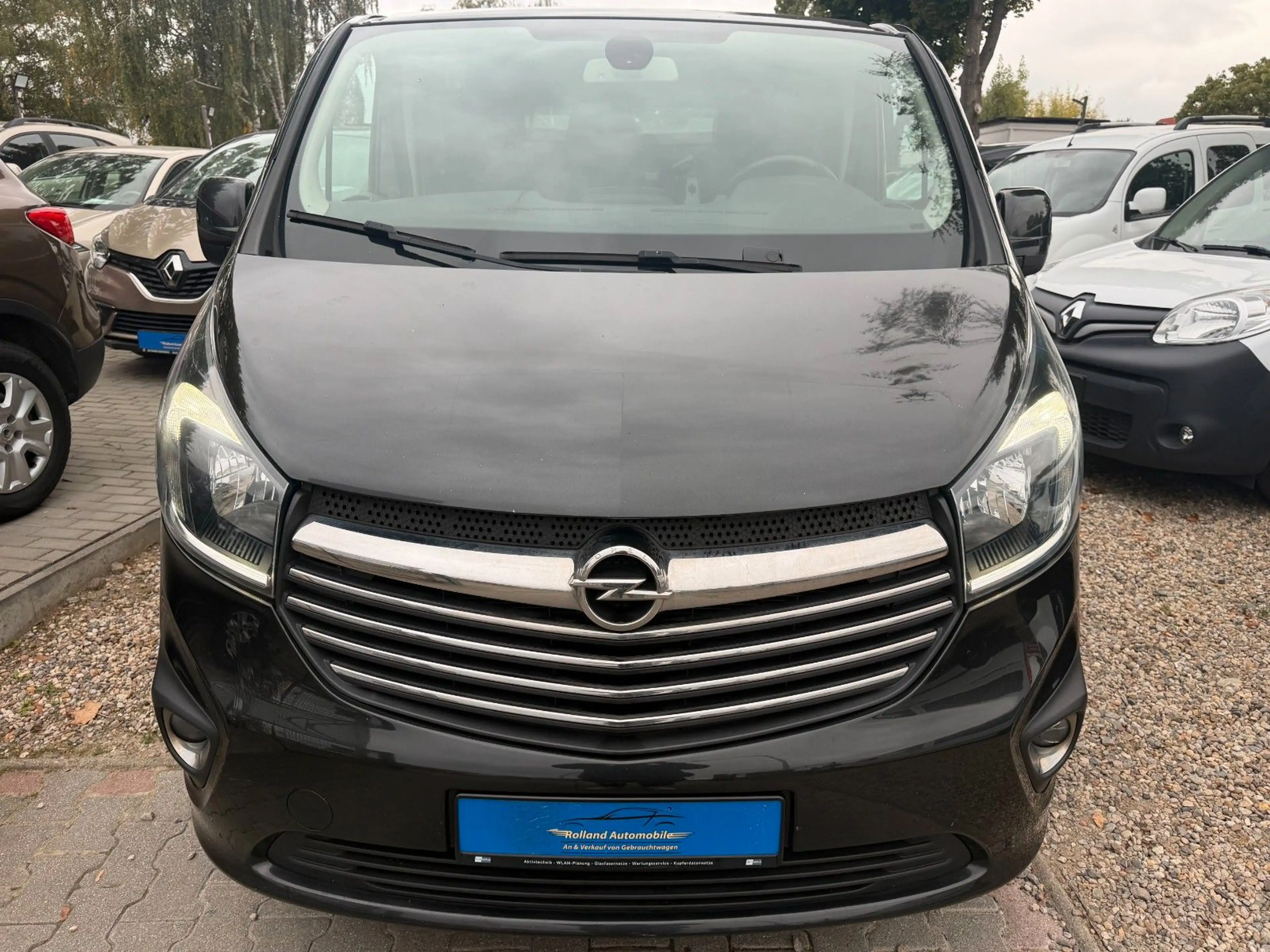 Opel Vivaro L2H1*2.HD*Klima*SHZ*Navi*AHK*PDC*TÜV NEU — photo 3