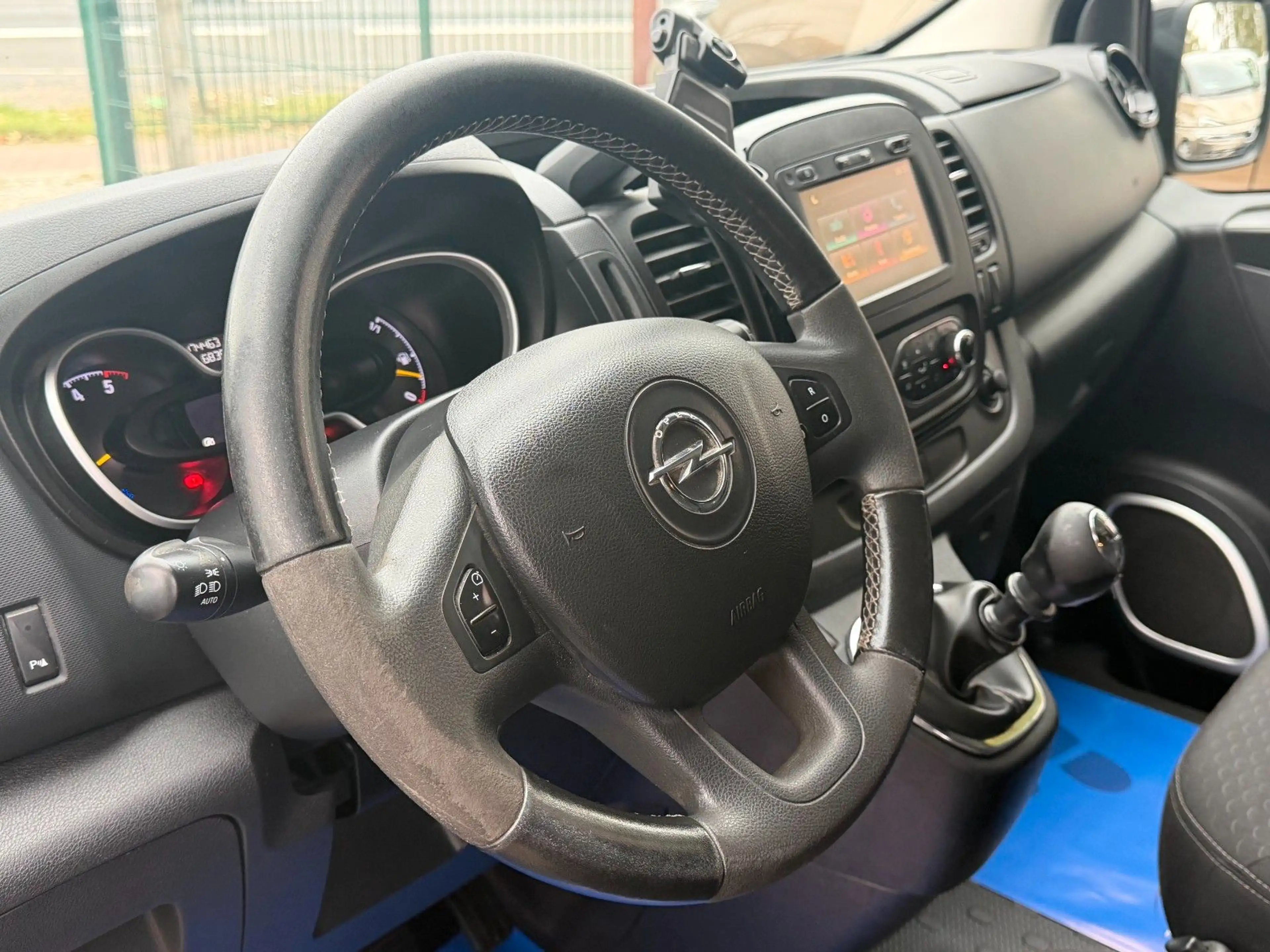 Opel Vivaro L2H1*2.HD*Klima*SHZ*Navi*AHK*PDC*TÜV NEU — photo 12
