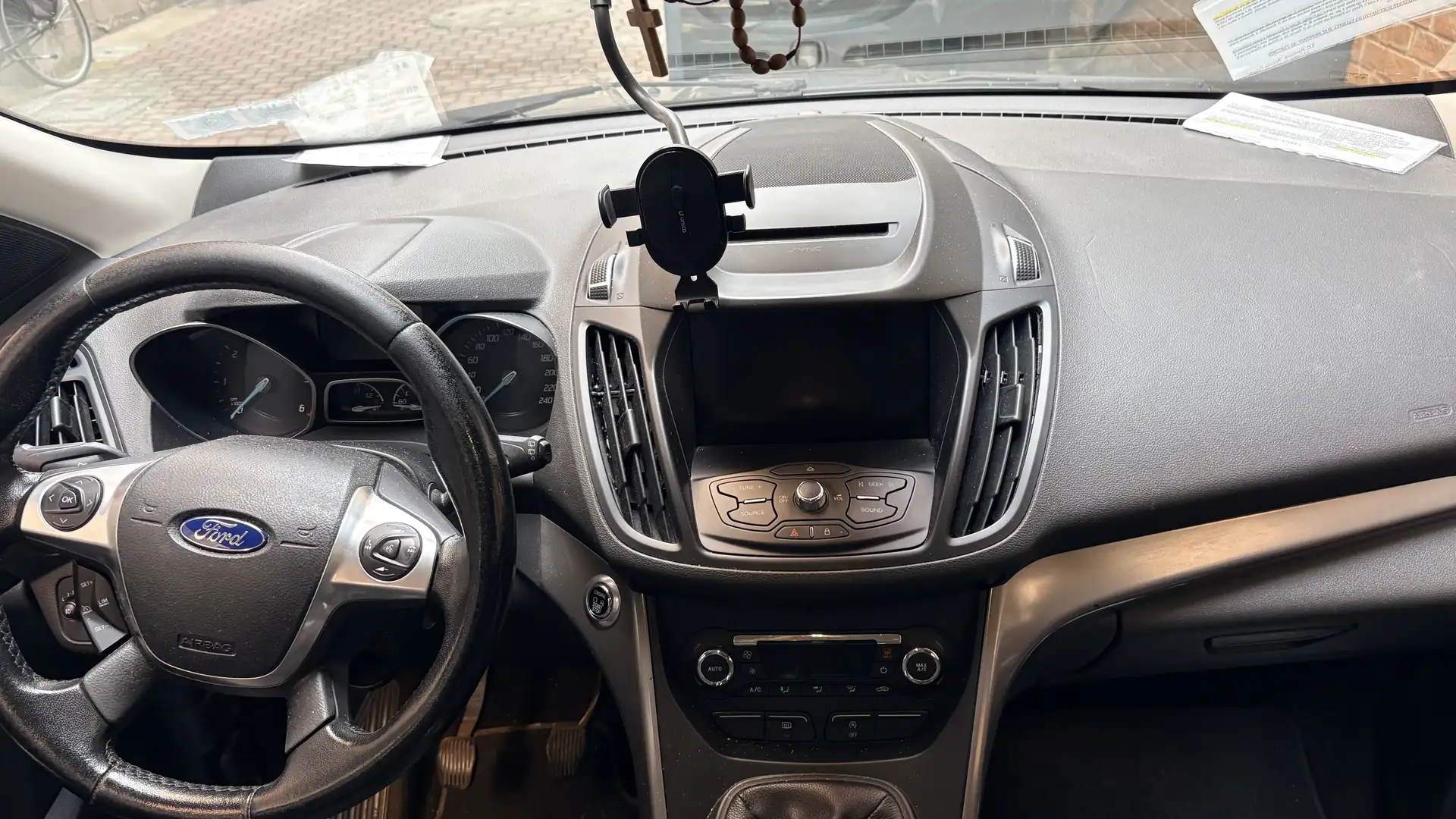 Ford Kuga 2.0 tdci Titanium 2wd s&s 120cv E6 Nero - 1