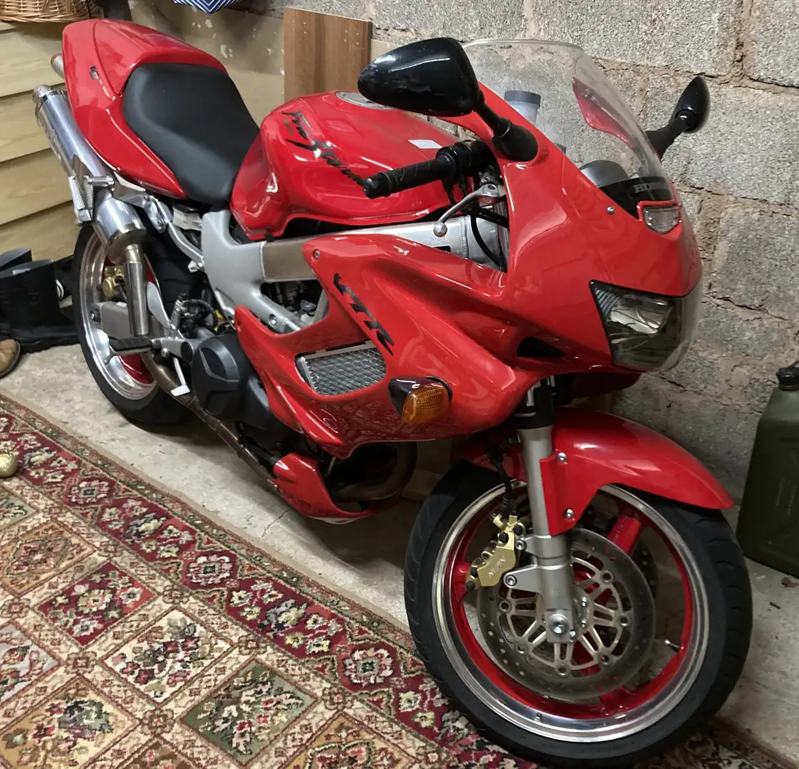 Honda VTR 1000 Firestorm Rood - 2
