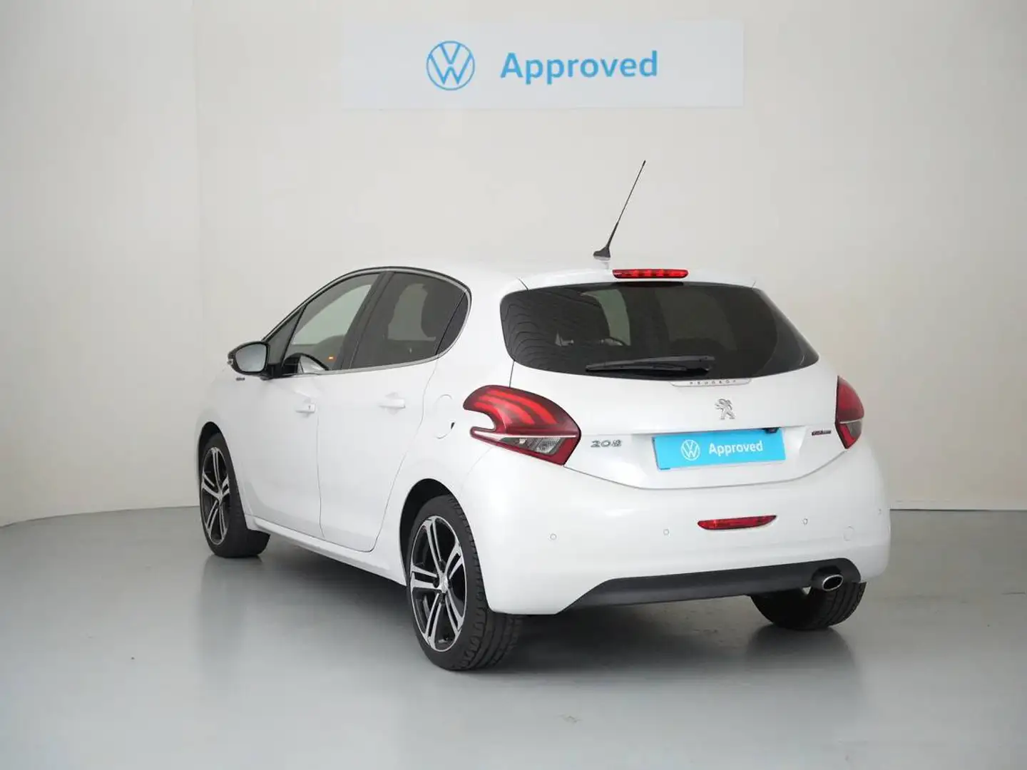 Peugeot 208 1.2 PureTech S&S GT Line 110 Wit - 2