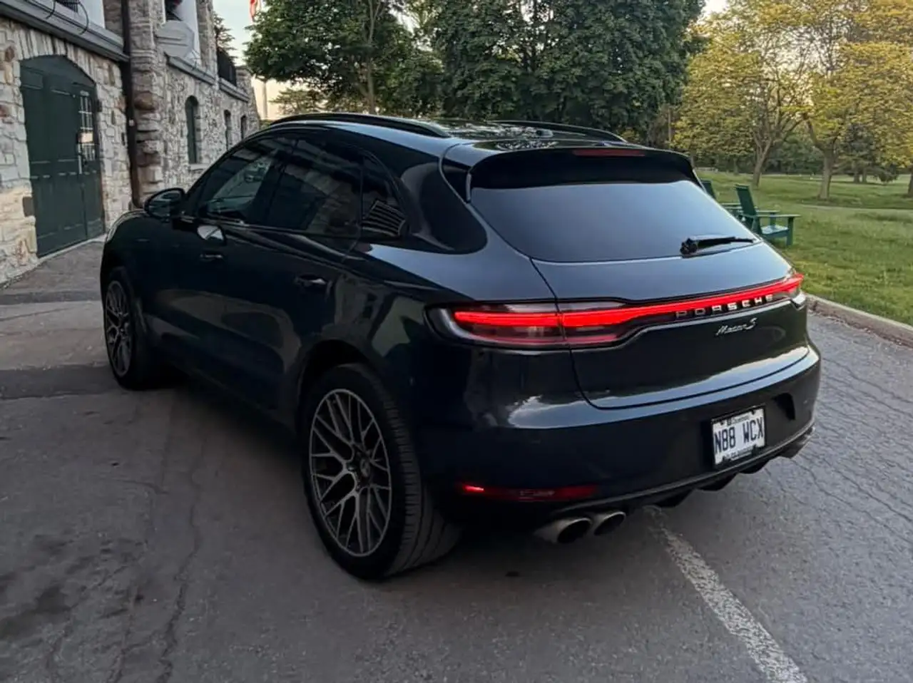 Porsche Macan photo Porsche Macan