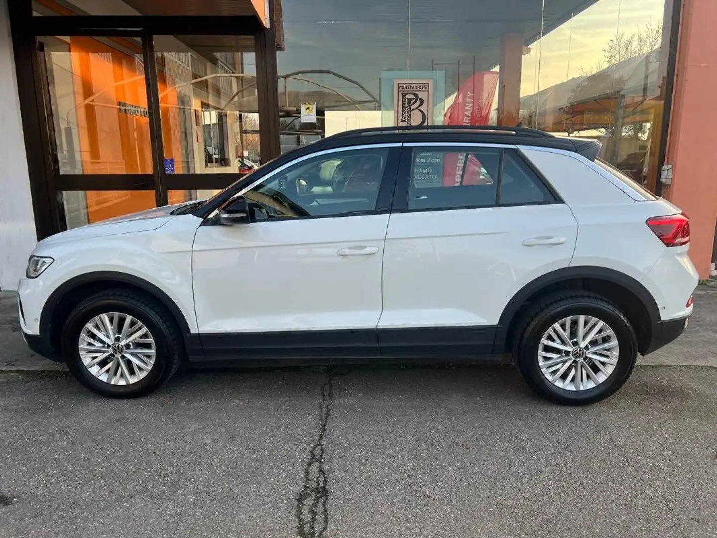 Volkswagen T-Roc 1.0 tsi Life 110cv Wit - 2
