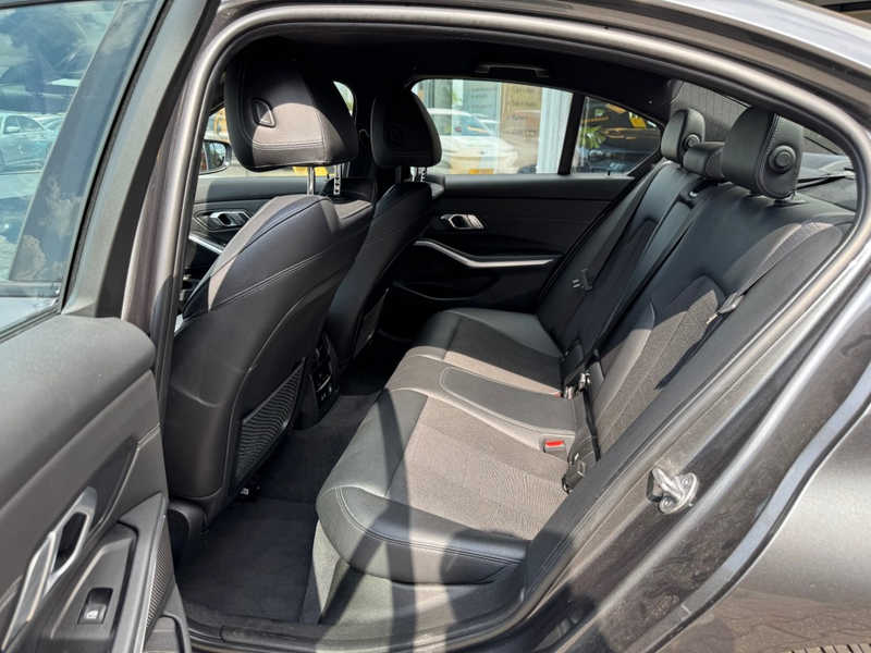 BMW 320 320I Executive Edition - sensoren - climate contro — photo 11