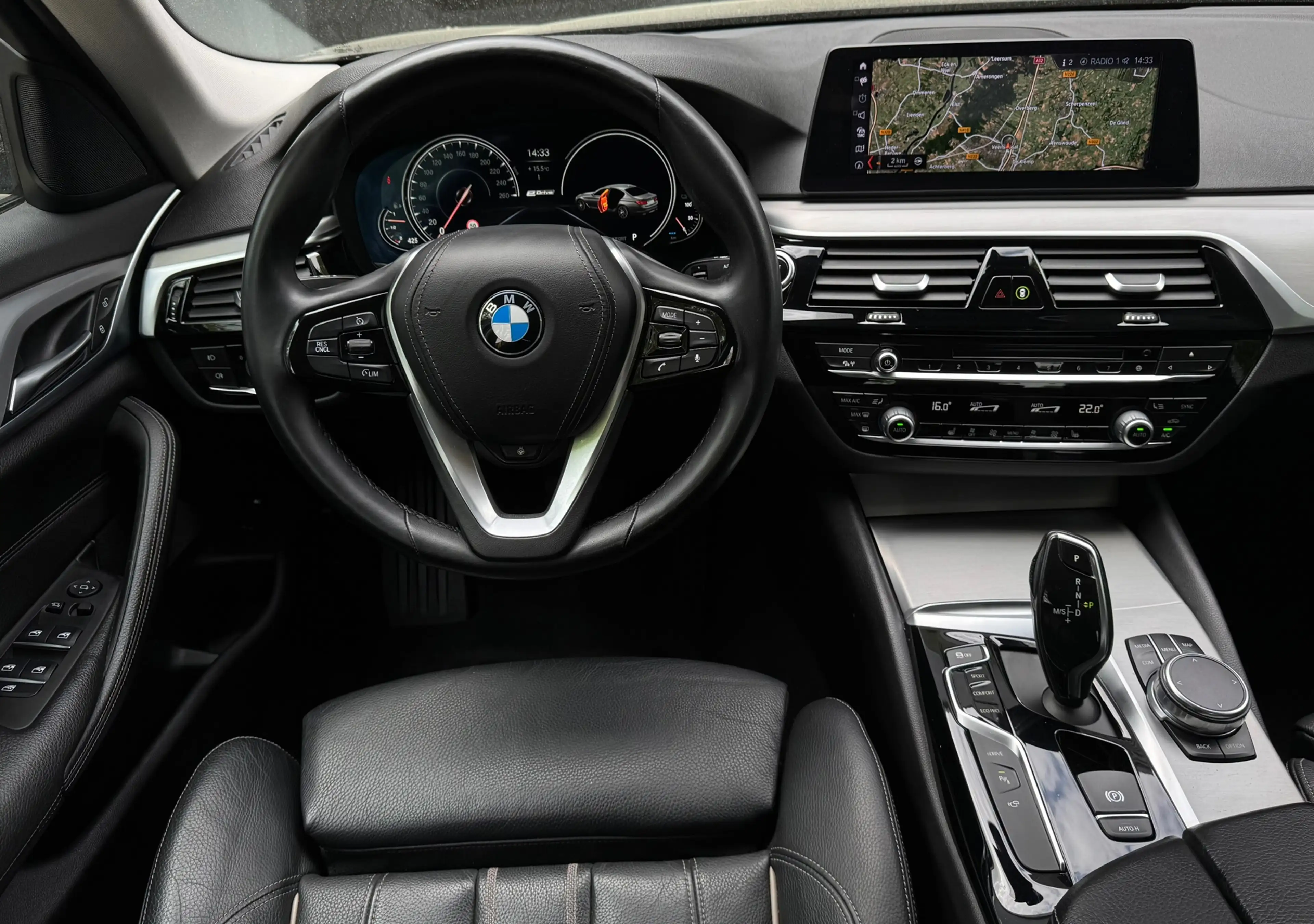 BMW 530 5-serie 530e iPerformance High Executive — photo 15