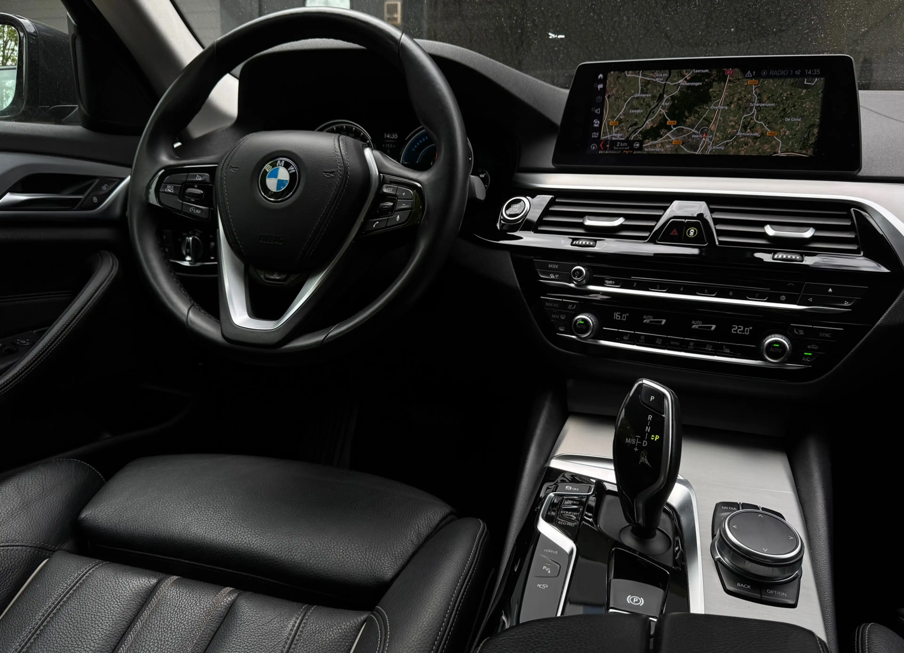 BMW 530 5-serie 530e iPerformance High Executive — photo 14