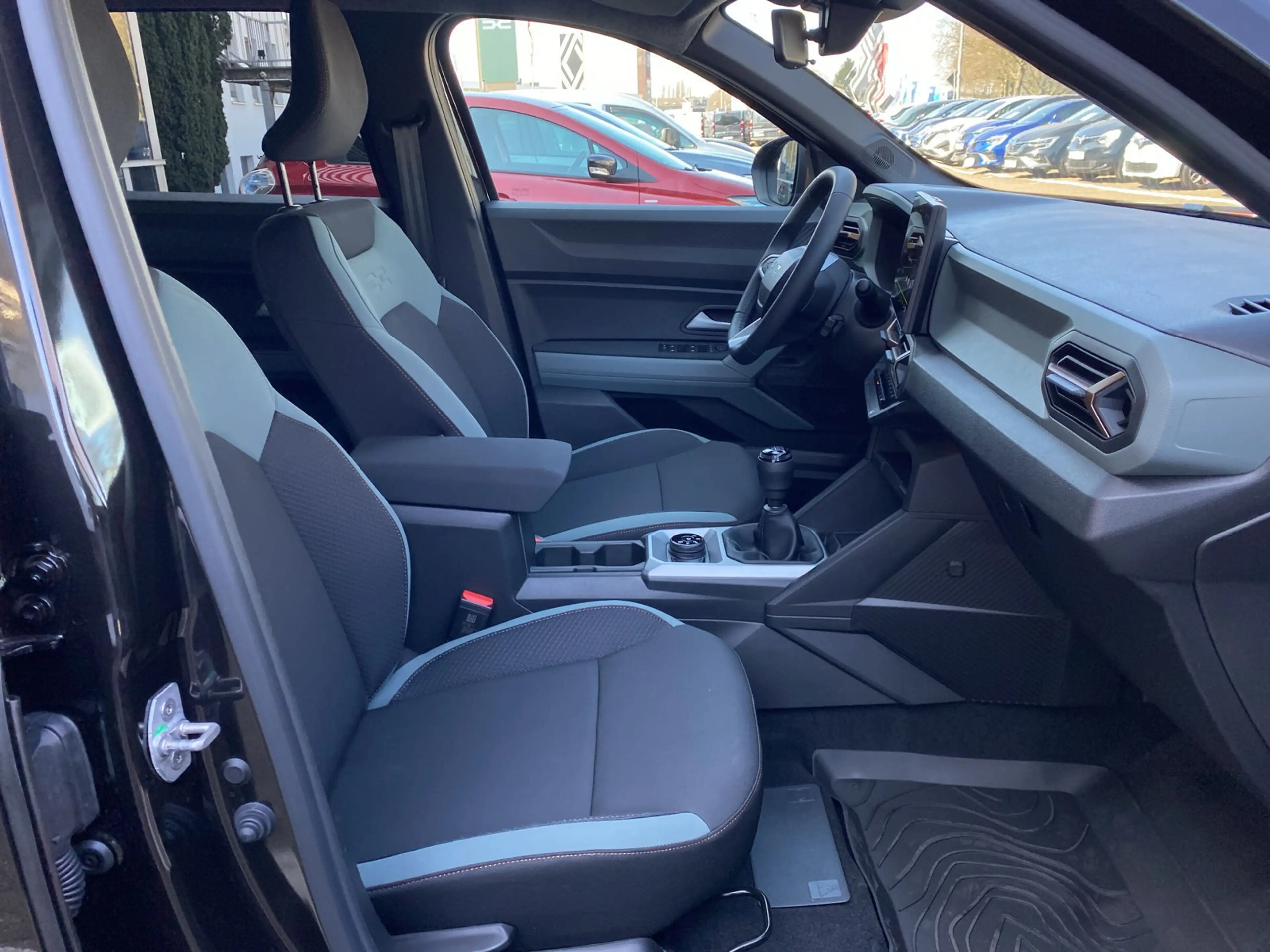 Dacia Bigster Extreme TCe 130 4x4 360°Ka. Navi Sitzh. — photo 10