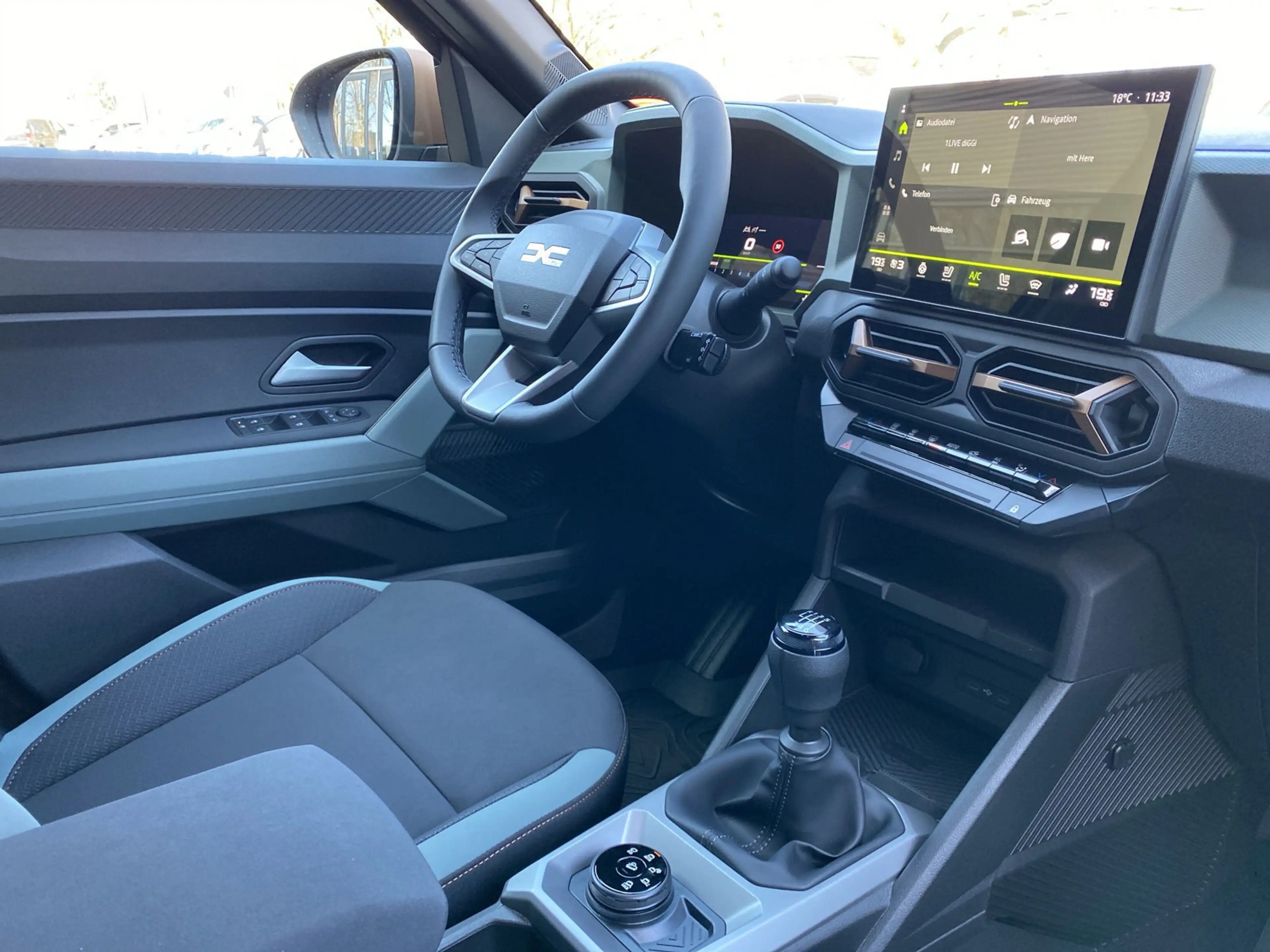 Dacia Bigster Extreme TCe 130 4x4 360°Ka. Navi Sitzh. — photo 8