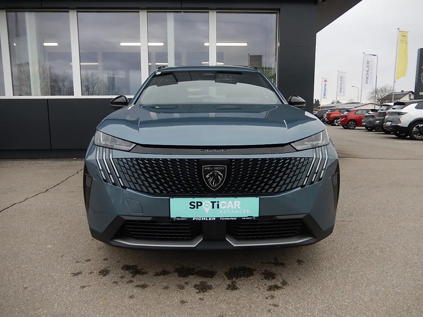 Peugeot 5008 mHEV 145 e-DCS6 Allure Aut. Blau - 2