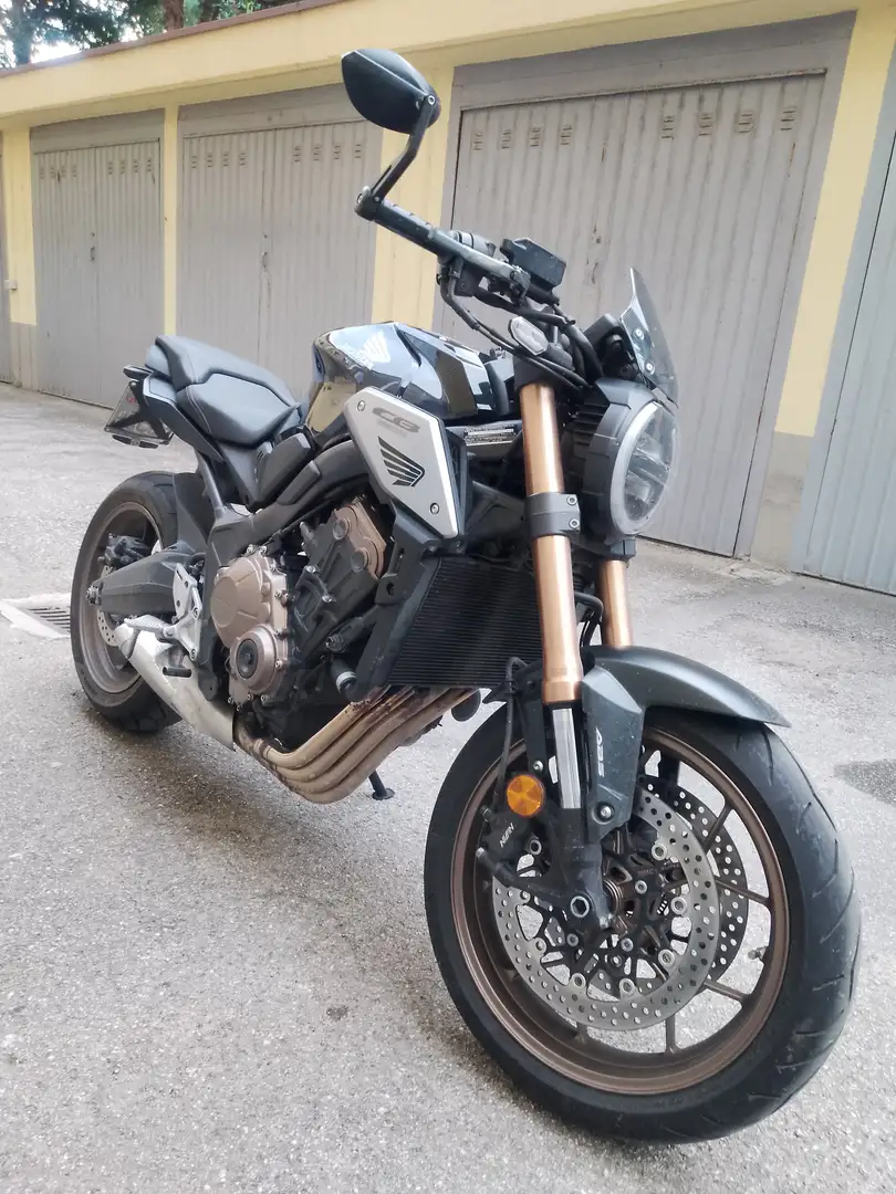 Honda CB 650 R - 2
