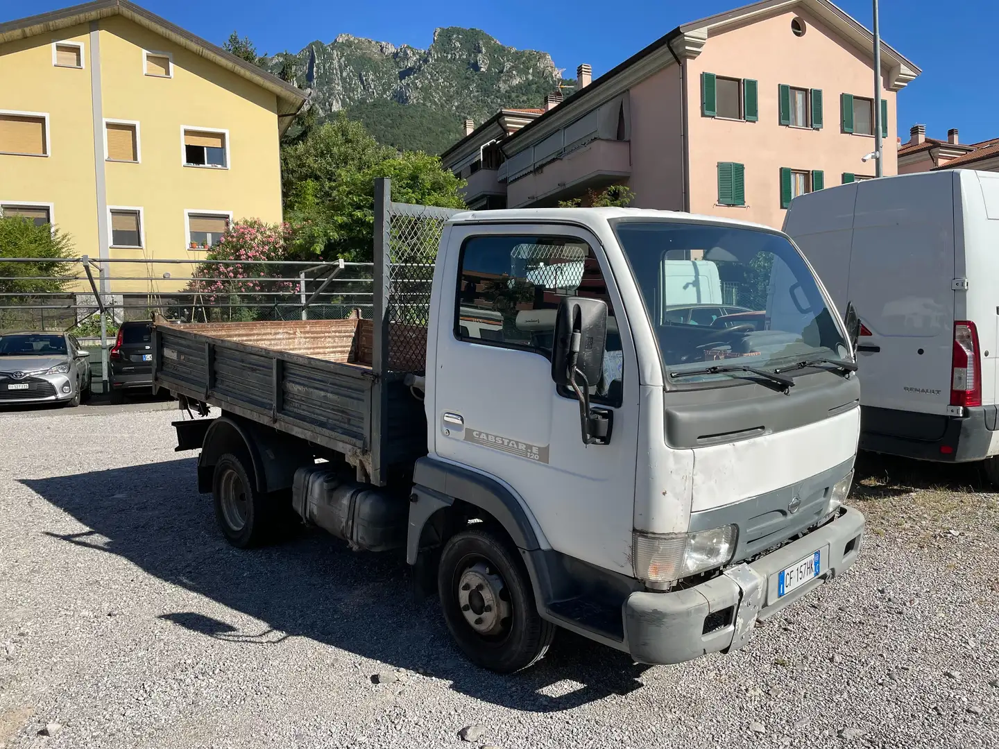 Nissan Cabstar E 120 Blanco - 1