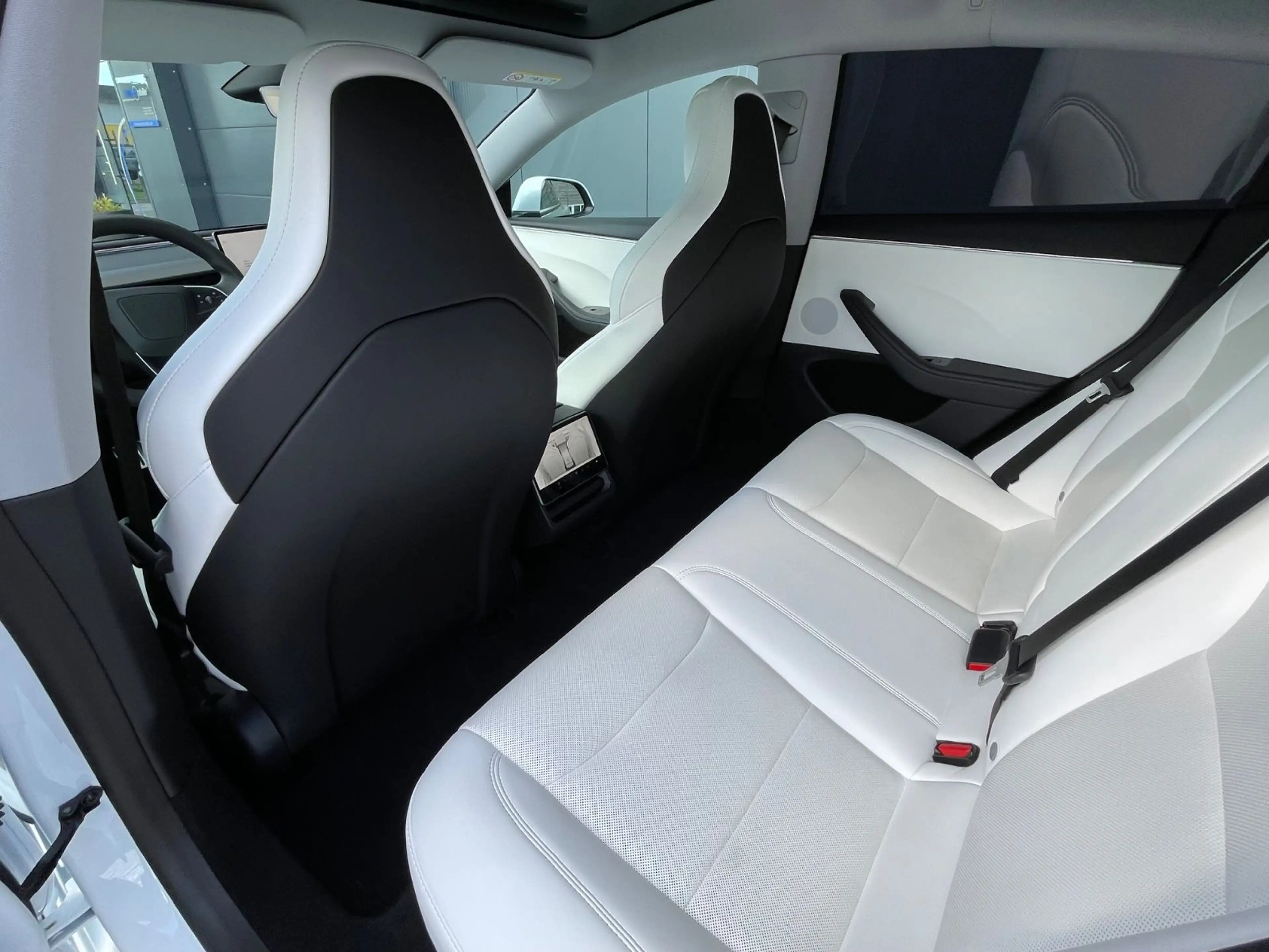 Tesla Model 3 AWD/Performance/Facelift/1.Hand/Mwst. — photo 15