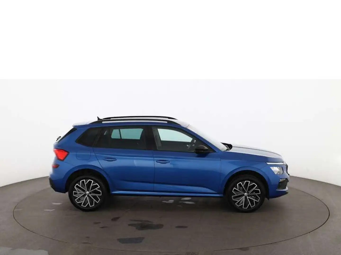 Skoda Kamiq 1.0 TSI Selection LED R-CAM ASSIST TEMPOMAT Bleu - 2