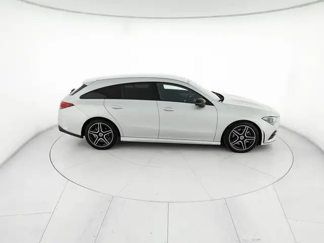 Mercedes-Benz Cla view 5