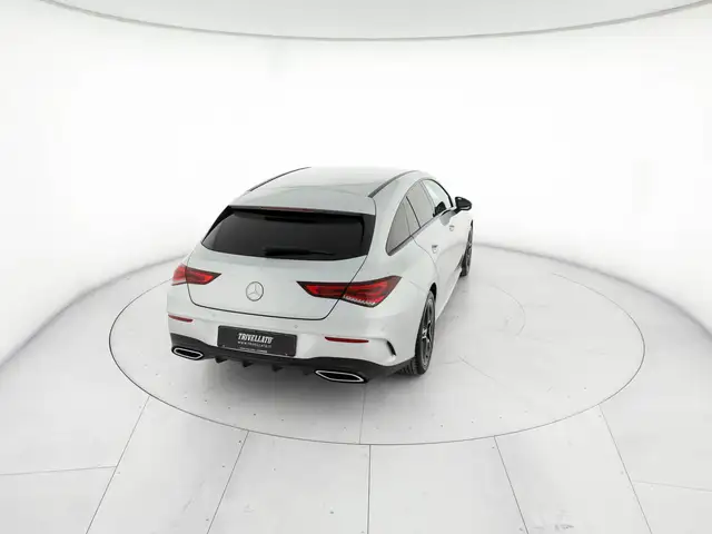 Mercedes-Benz Cla view 6