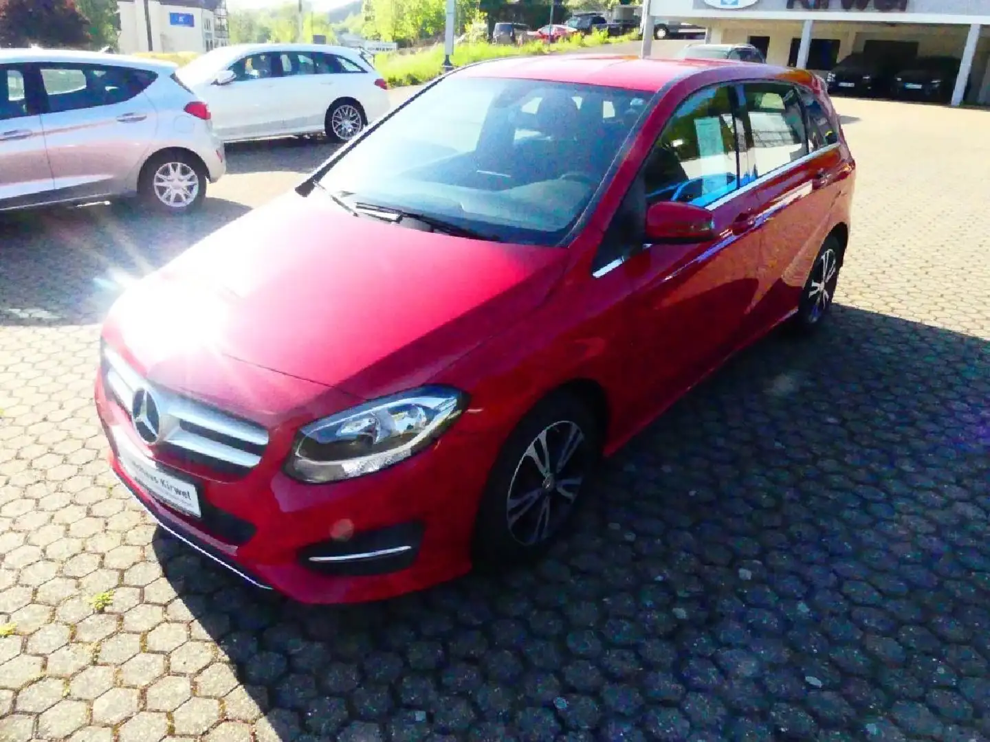 Mercedes-Benz B 200 B 200 Style Navi PDC Rojo - 1