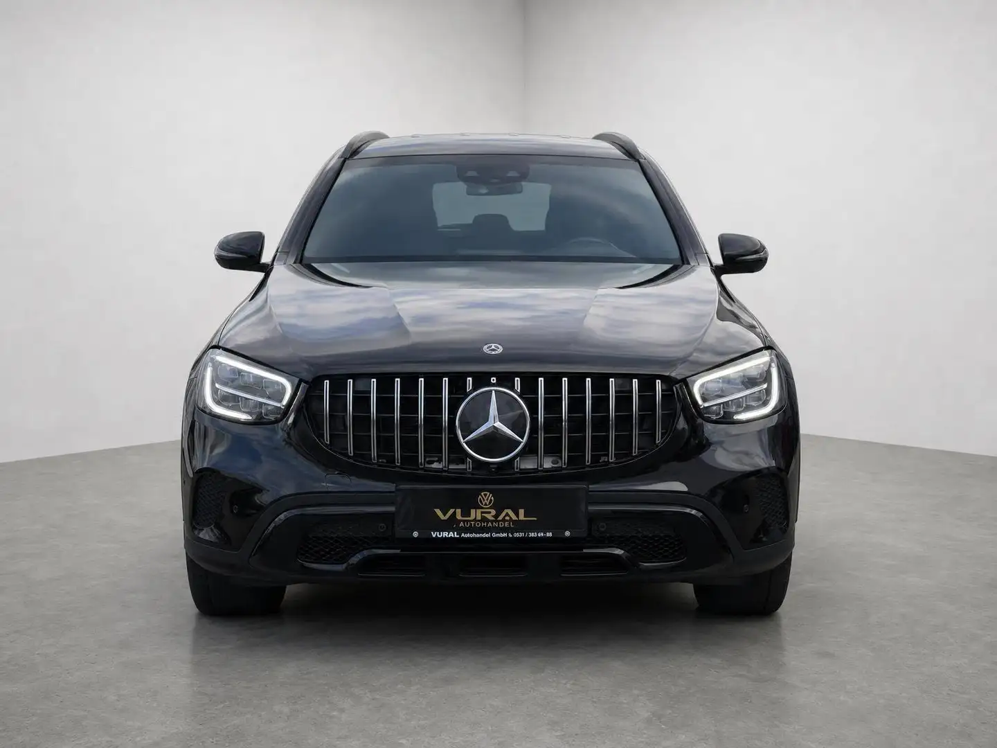 Mercedes-Benz GLC 220 GLC 220 d 4Matic (253.915) Schwarz - 2