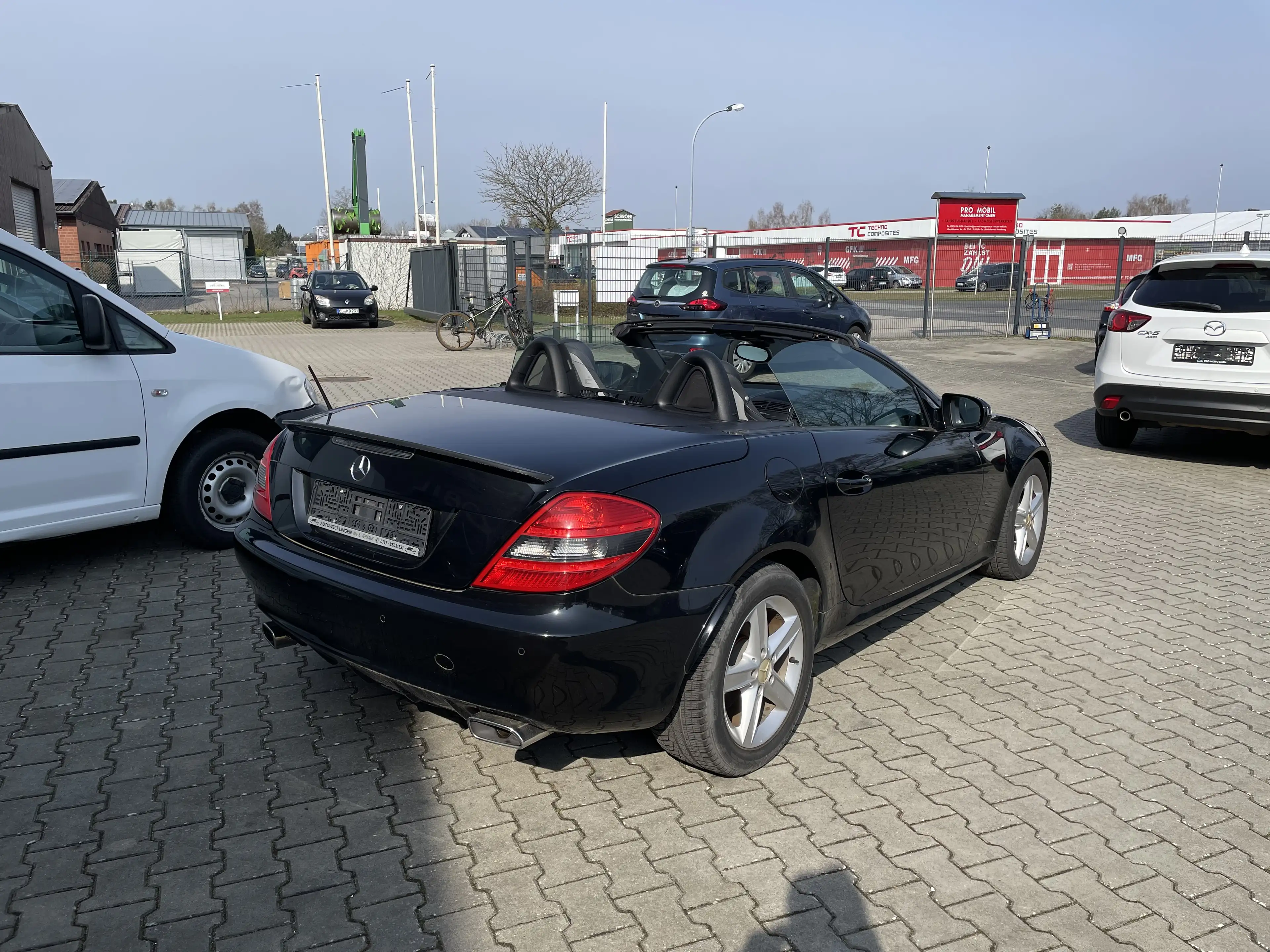 Mercedes-Benz SLK 300 Mercedes-Benz SLK 300 Amg Roadster*V6* Leder Nappa — photo 6