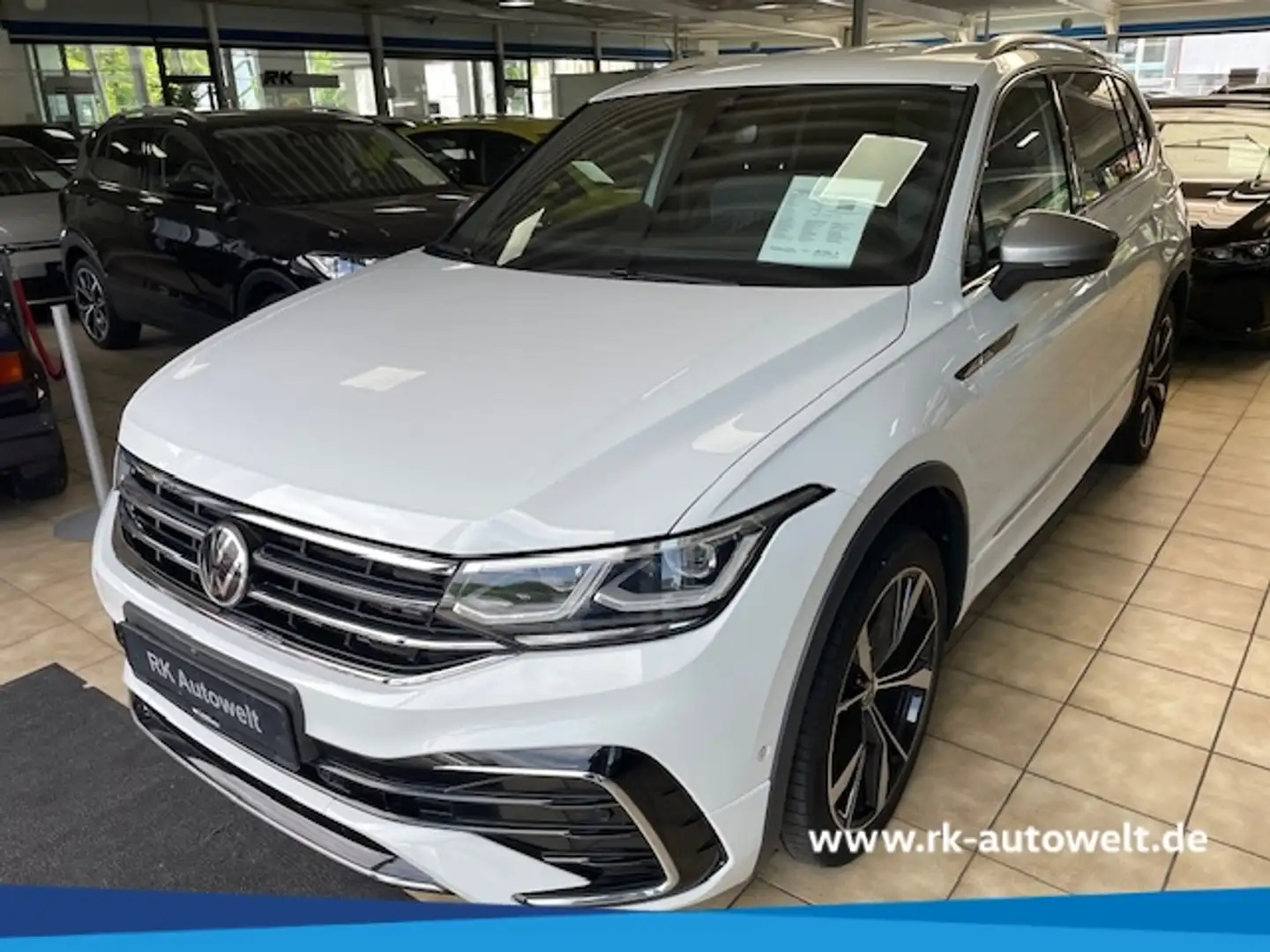 Volkswagen Tiguan Allspace R-Line 4Motion 2.0 TDI Navi HUD AHK 360° Area View Bílá - 1