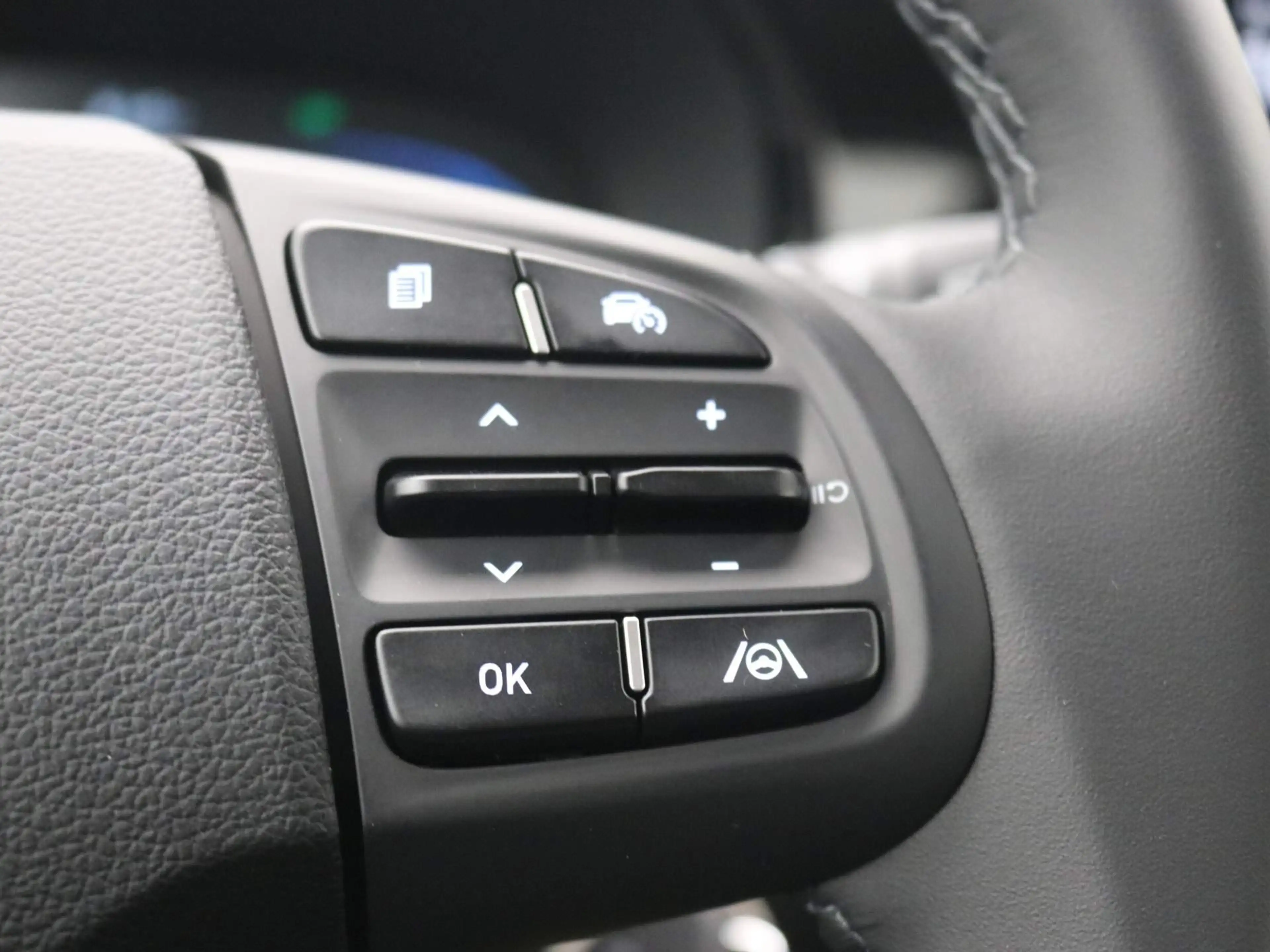 Hyundai i10 1.0 Comfort Smart / Navigatie / Cruise Control / A — photo 37