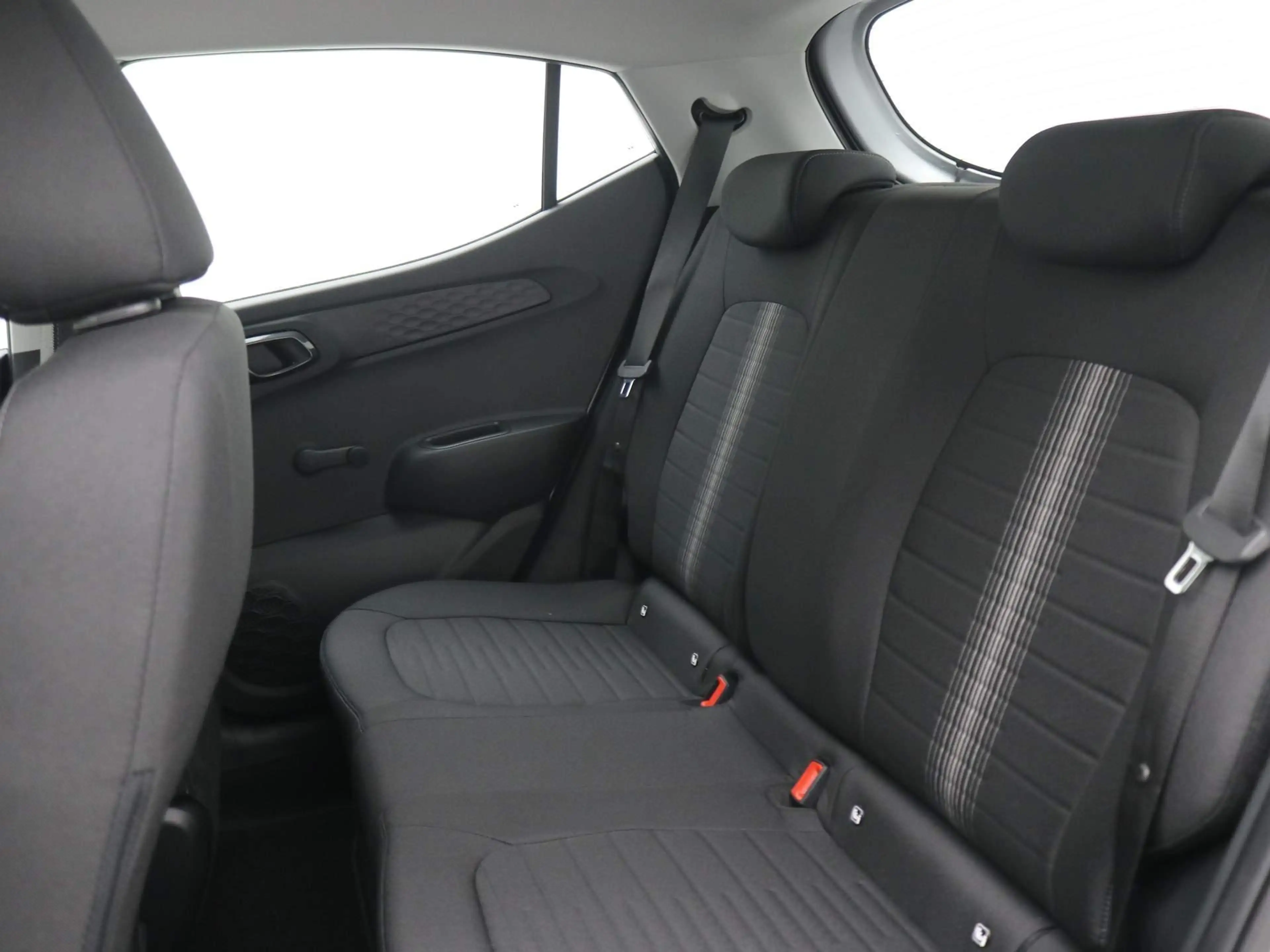 Hyundai i10 1.0 Comfort Smart / Navigatie / Cruise Control / A — photo 7