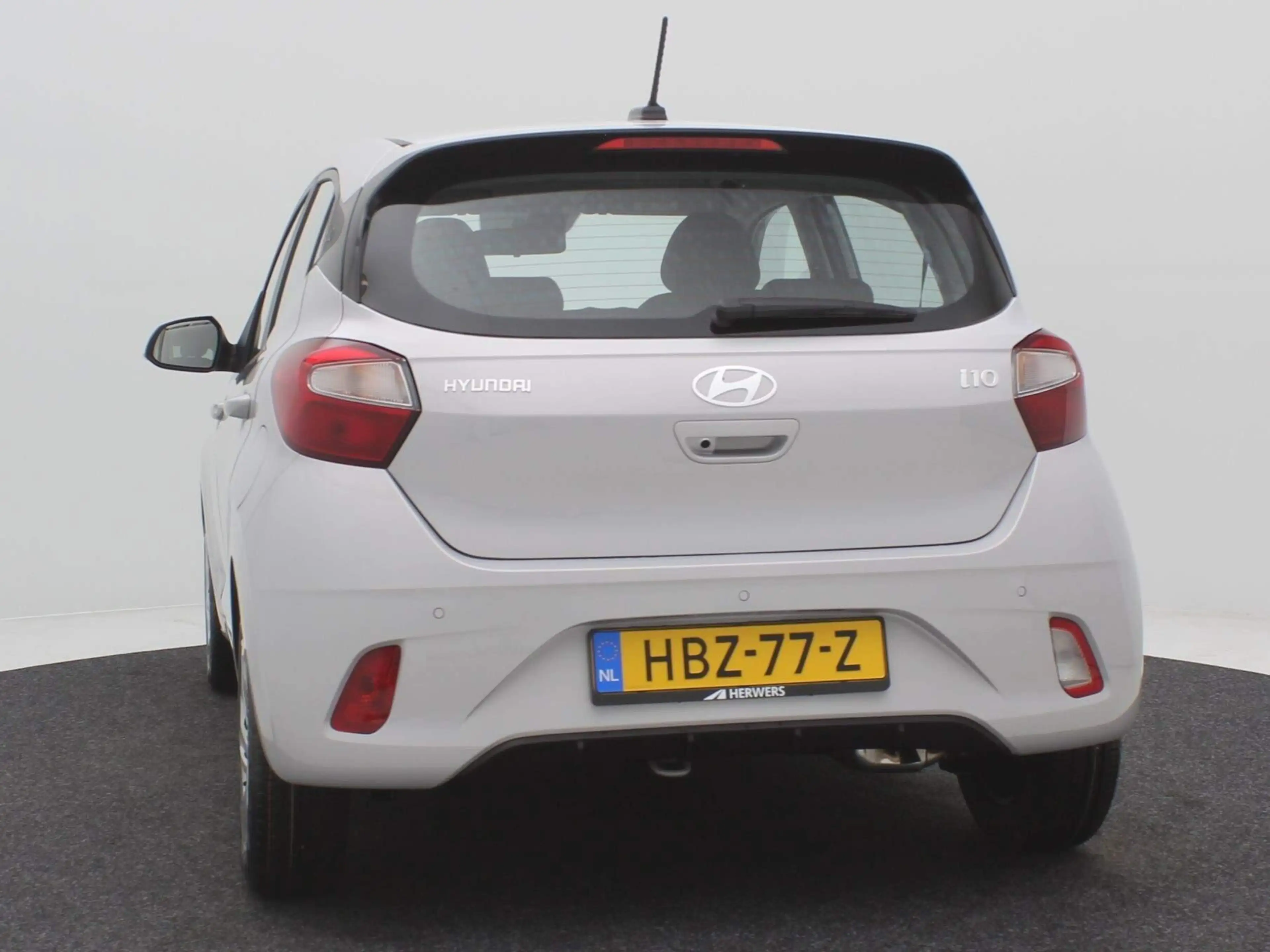 Hyundai i10 1.0 Comfort Smart / Navigatie / Cruise Control / A — photo 20