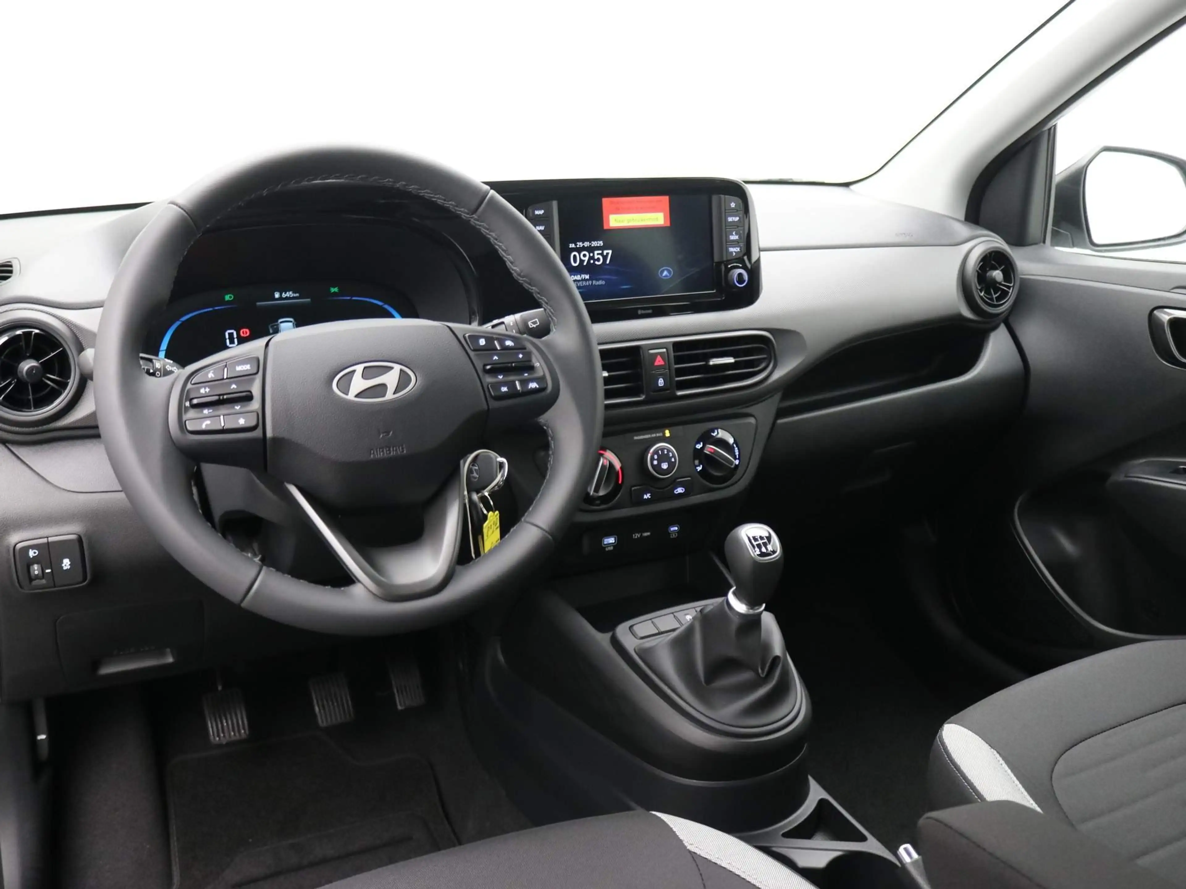 Hyundai i10 1.0 Comfort Smart / Navigatie / Cruise Control / A — photo 14